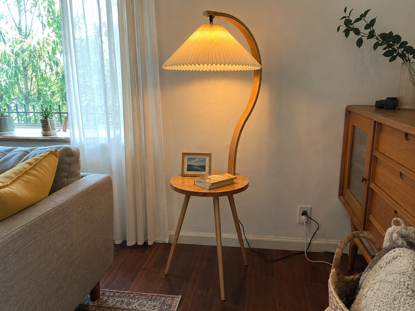 Felix | Modern Wood Floor Lamp with Side Table