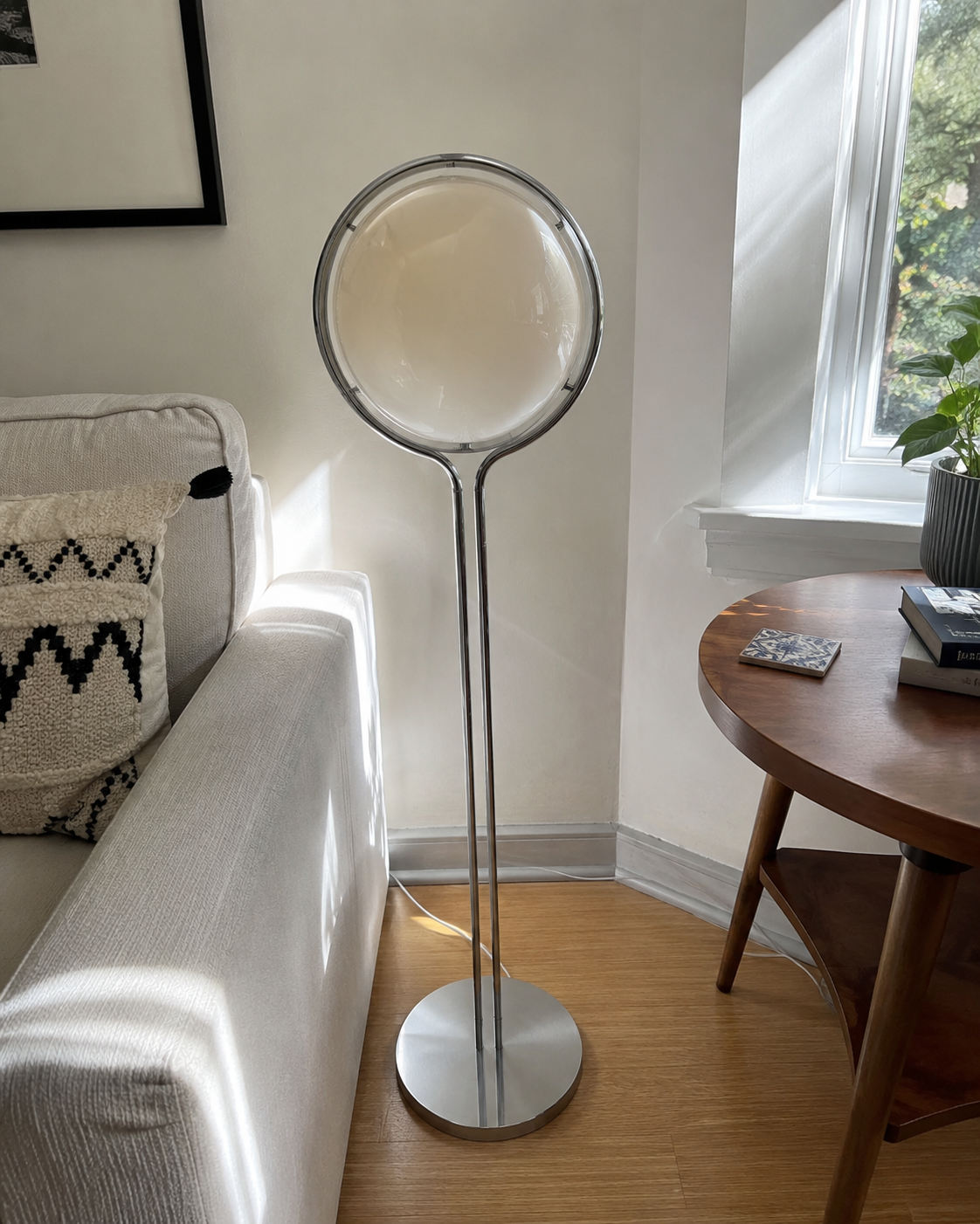 Callan | Bauhaus Acrylic Globe Floor Lamp