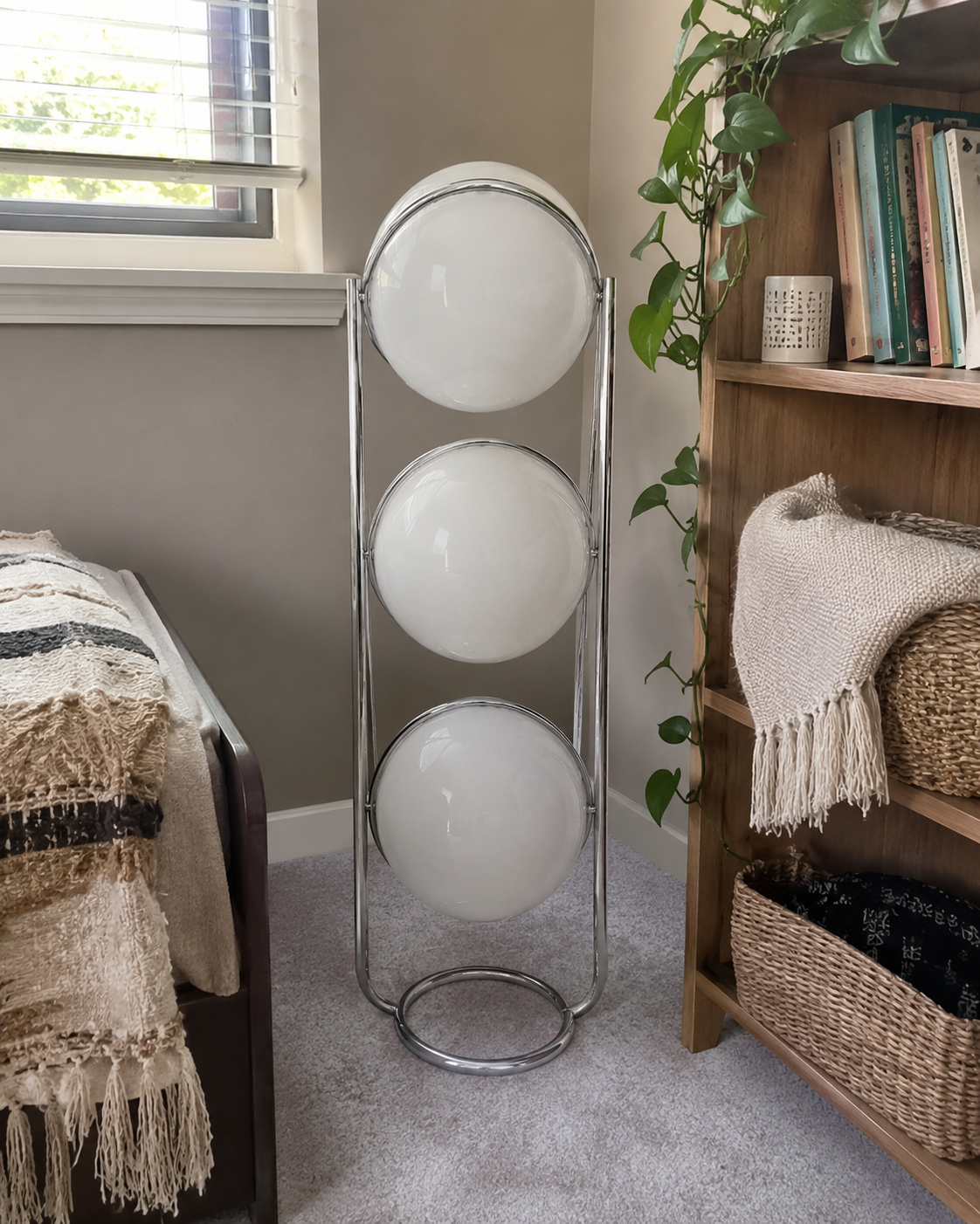 Rune | Bauhaus Acrylic Globe Floor Lamp