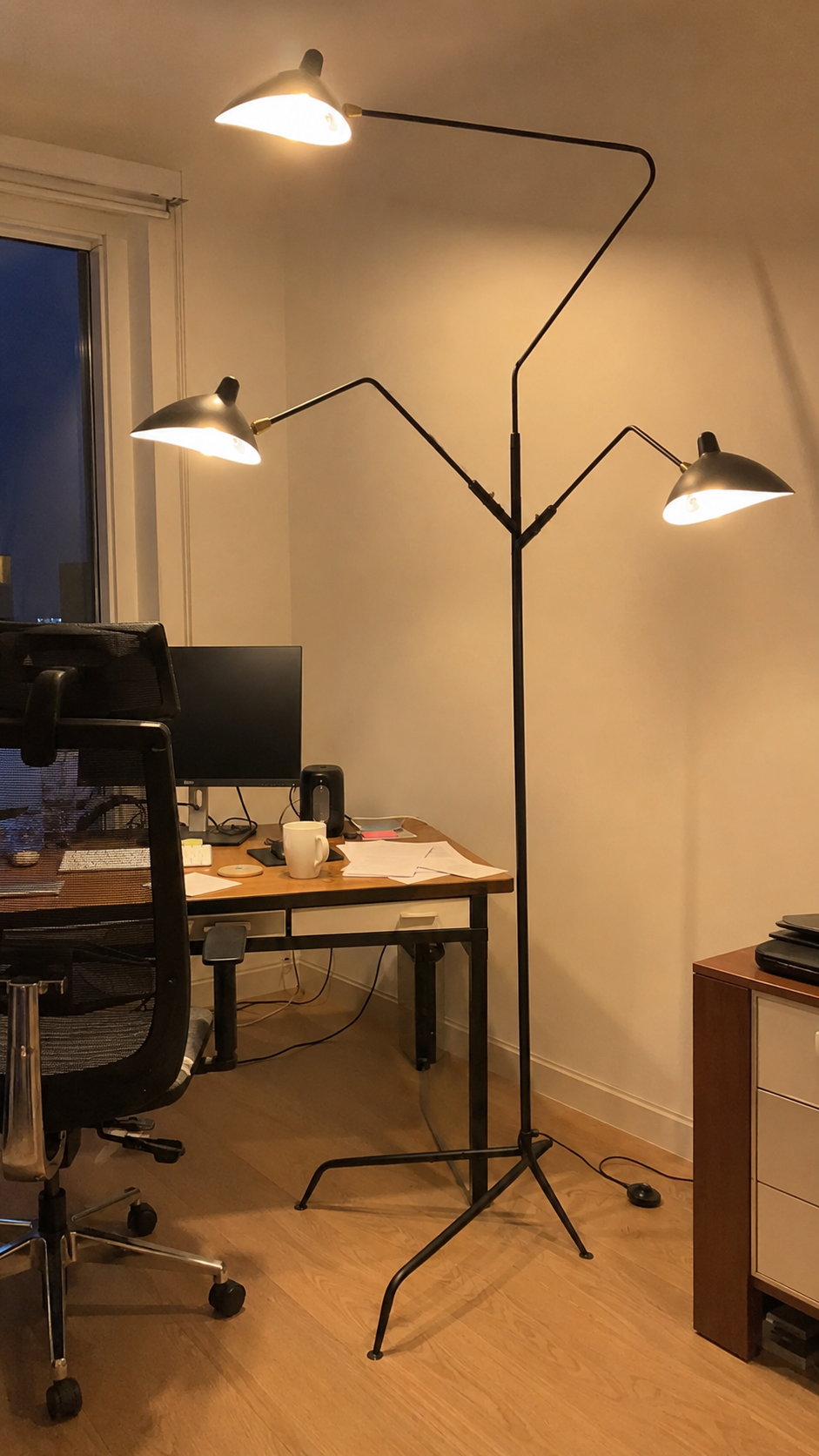 Silas | Tripod Floor Lamp
