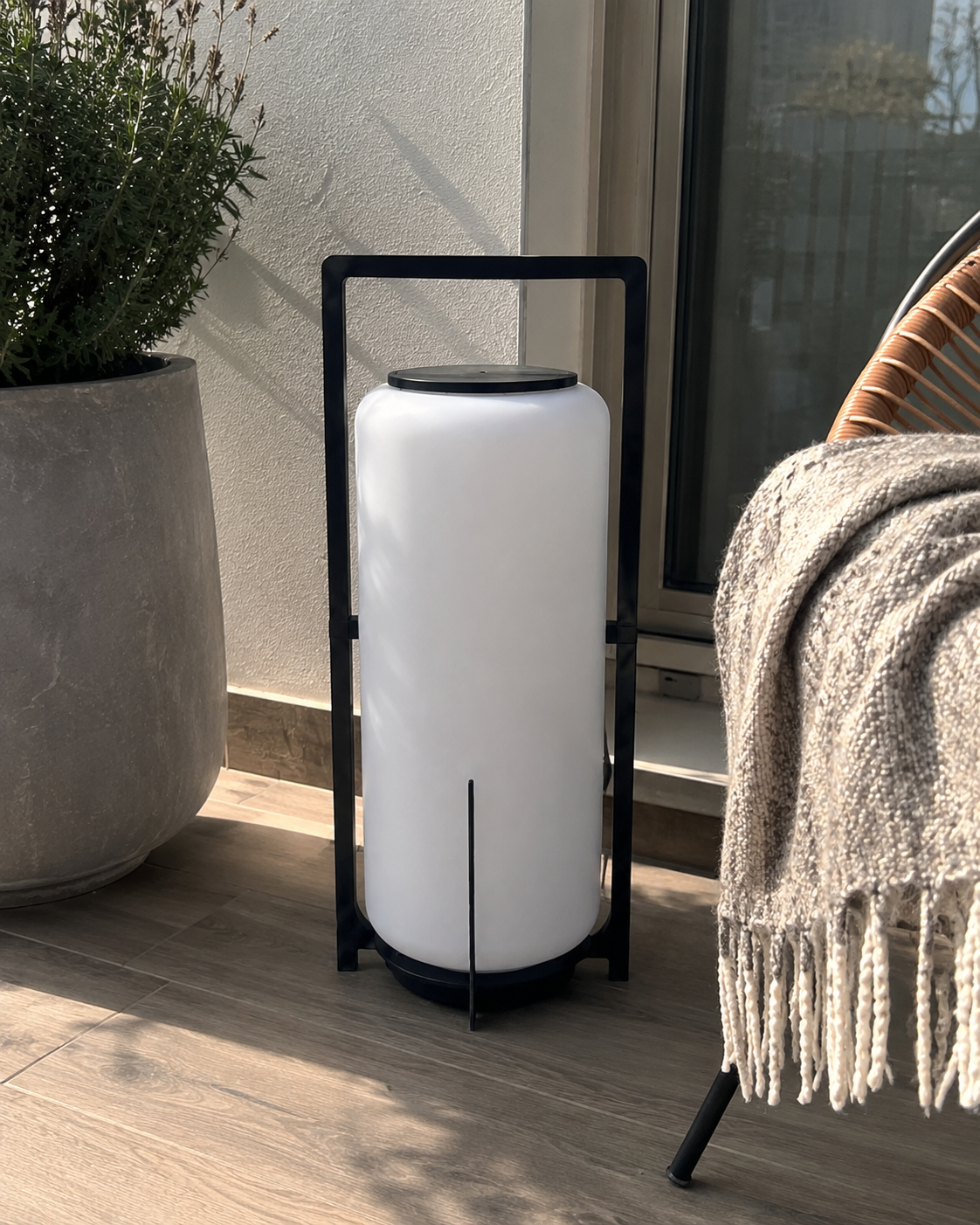 Akari | Outdoor Floor Lantern