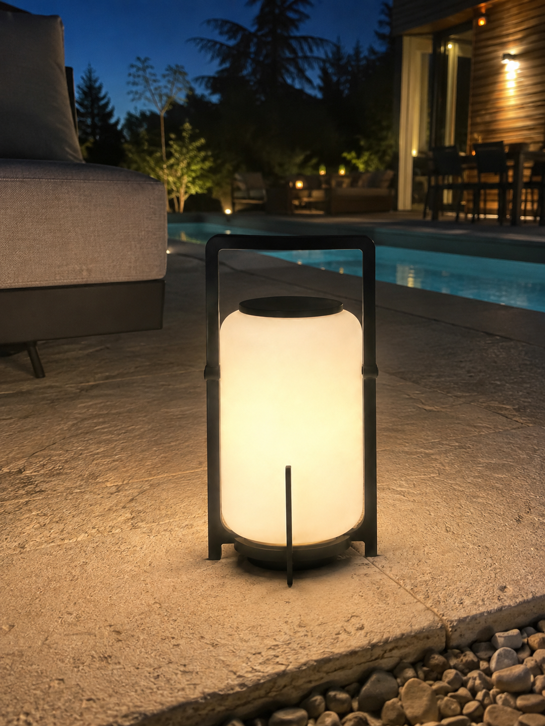 Hotaru | Solar Landscape Lantern