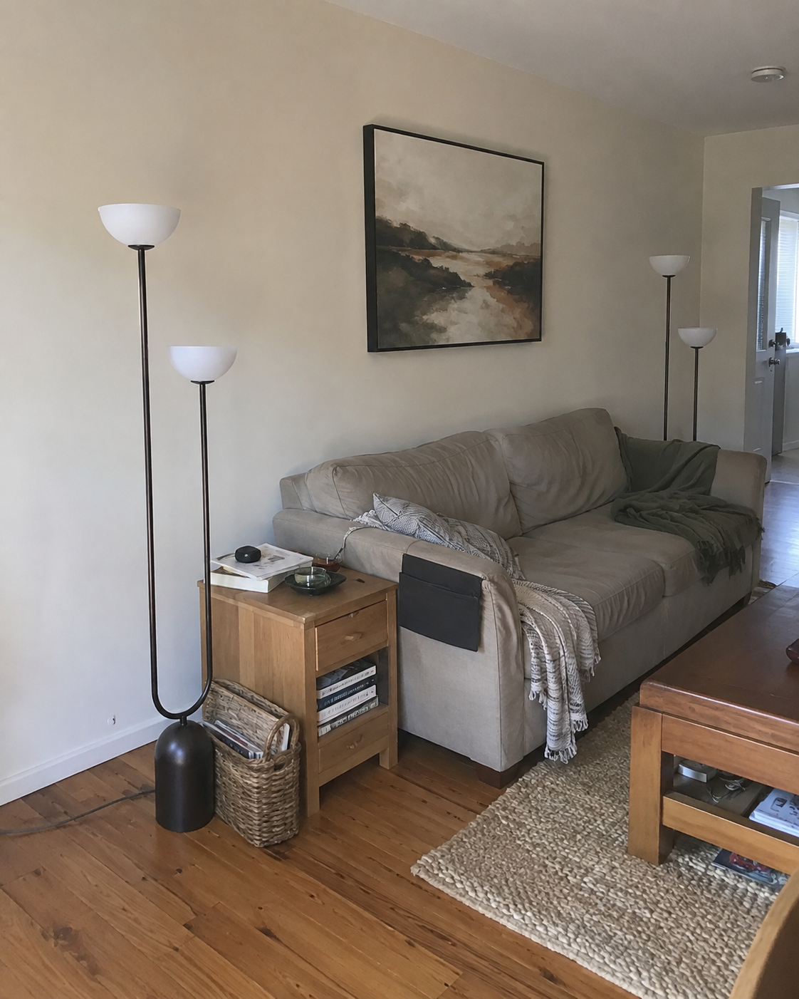 Roman | Dual-Head Arc Floor Lamp