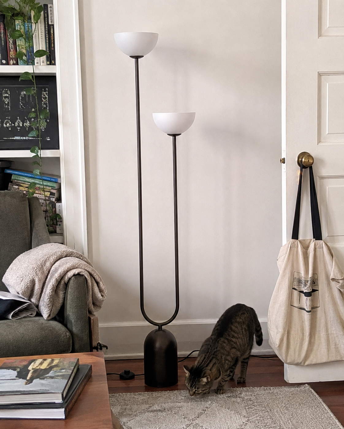 Roman | Dual-Head Arc Floor Lamp