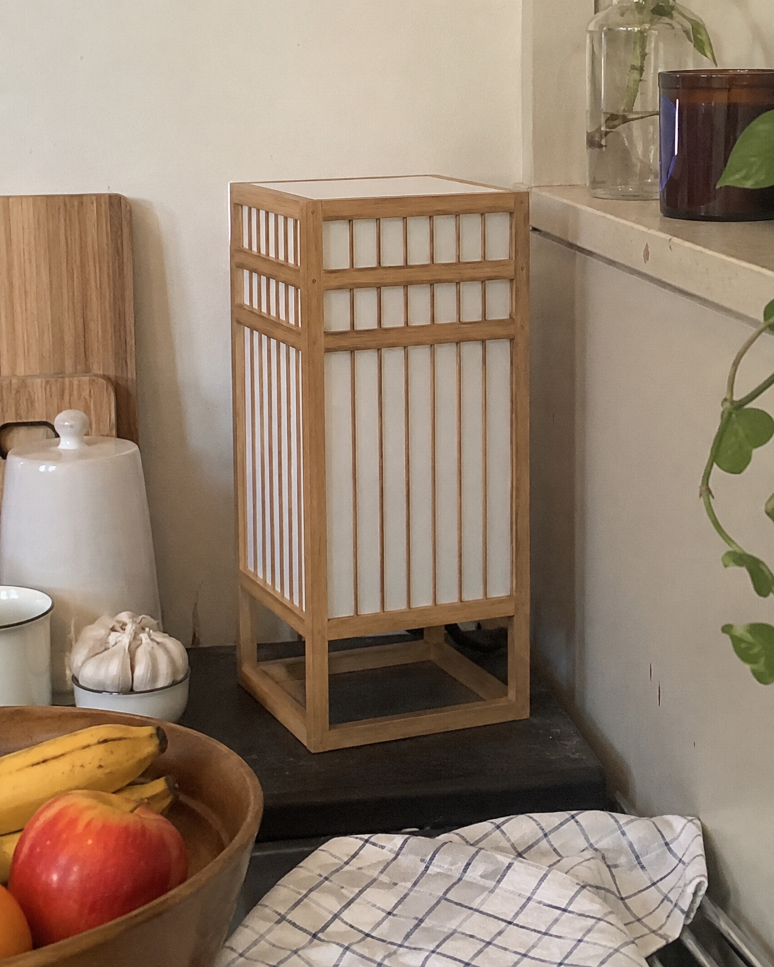 Koshi | Japanese Table Lamp