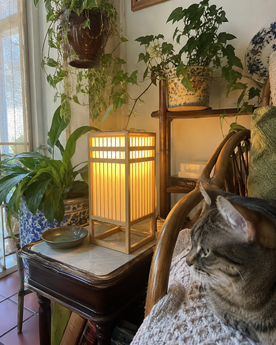 Koshi | Japanese Table Lamp