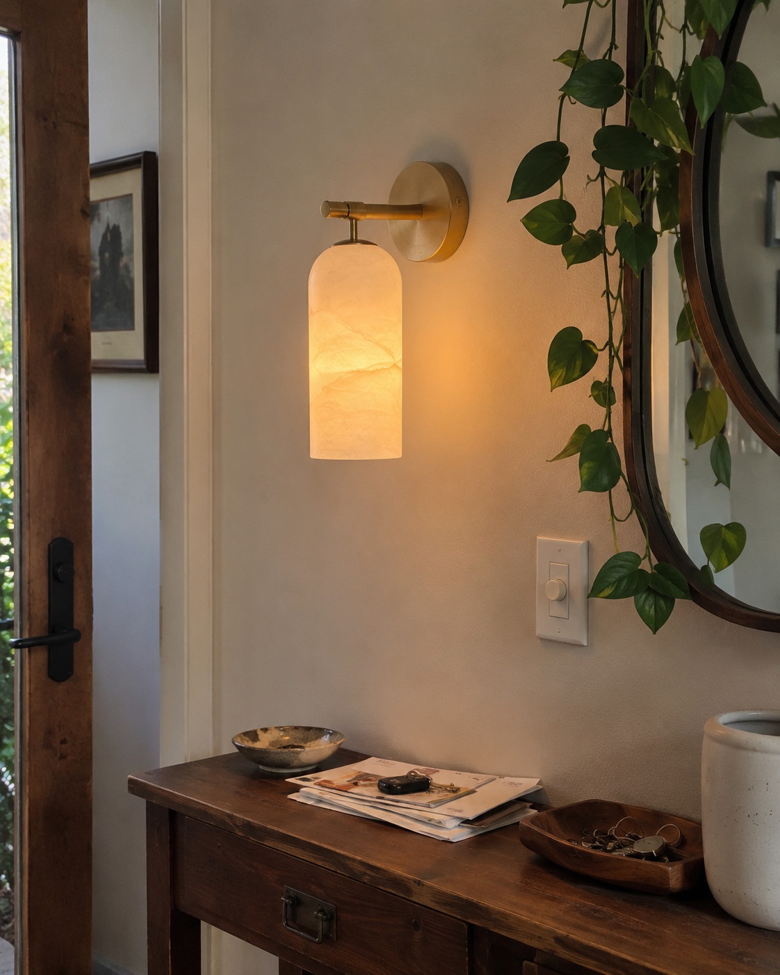 Volta | Alabaster & Brass Wall Sconce