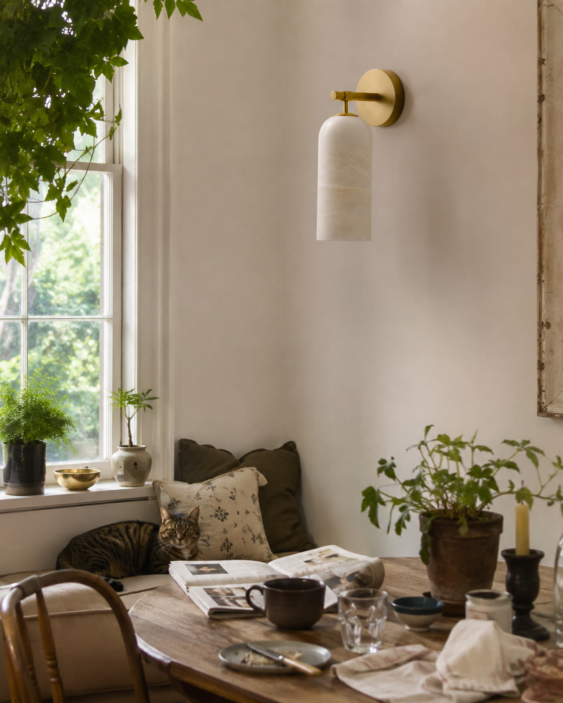 Volta | Alabaster & Brass Wall Sconce