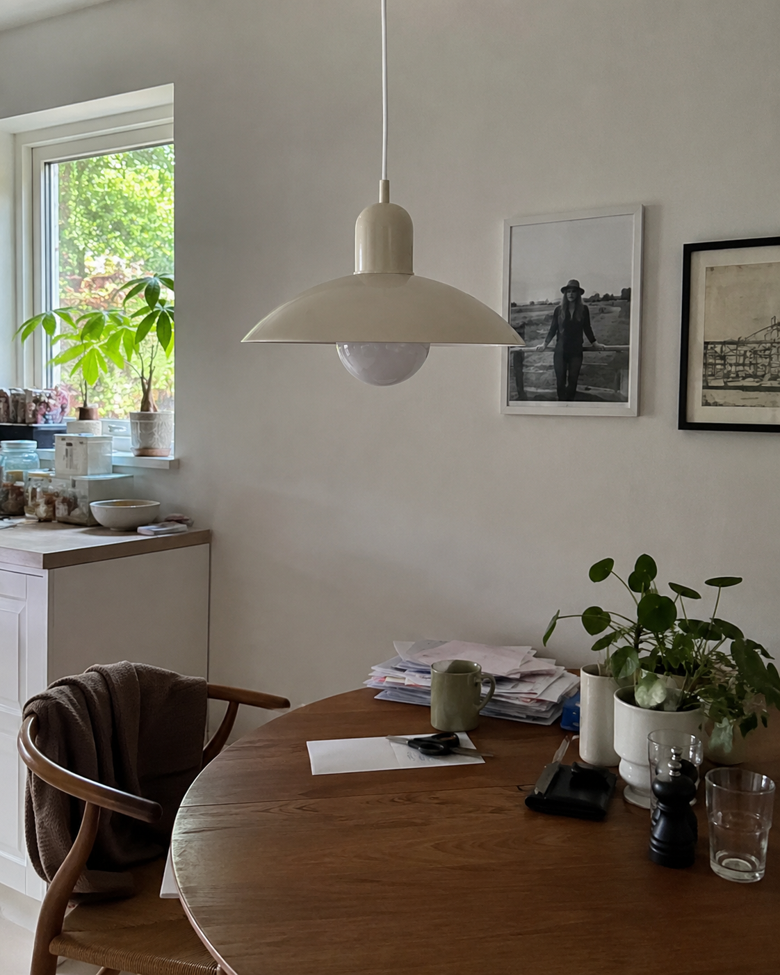 Arlo | Retro Two-Tone Dome Pendant Light