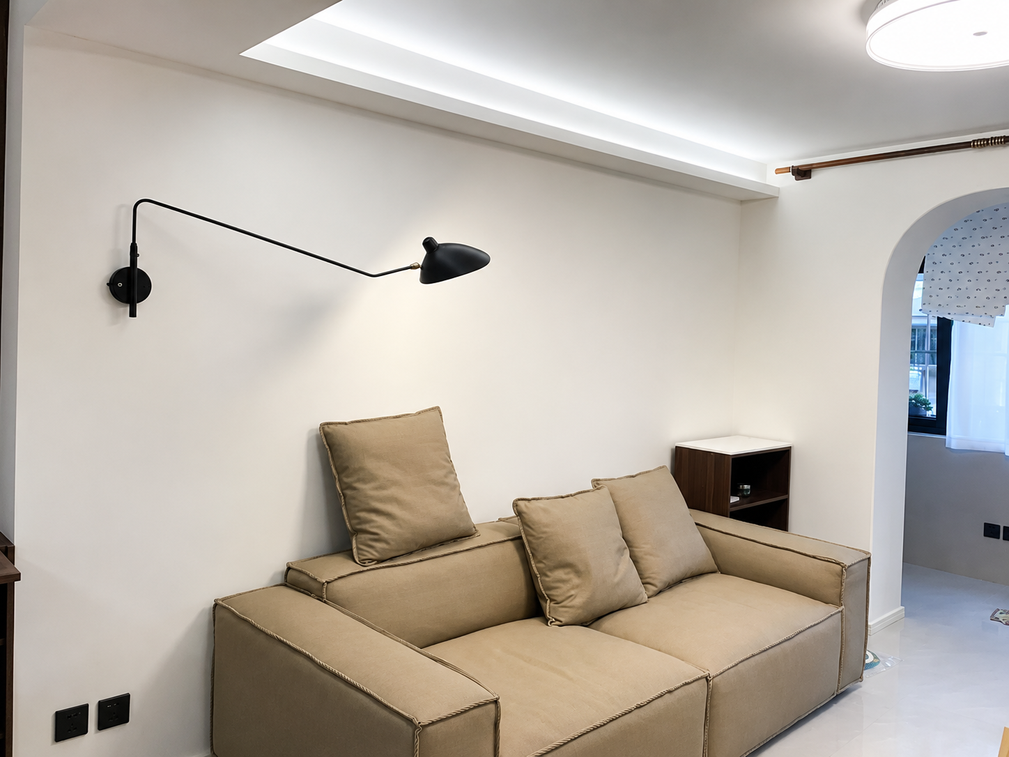 Falco | Rocker Arm Duckbill Wall Sconce