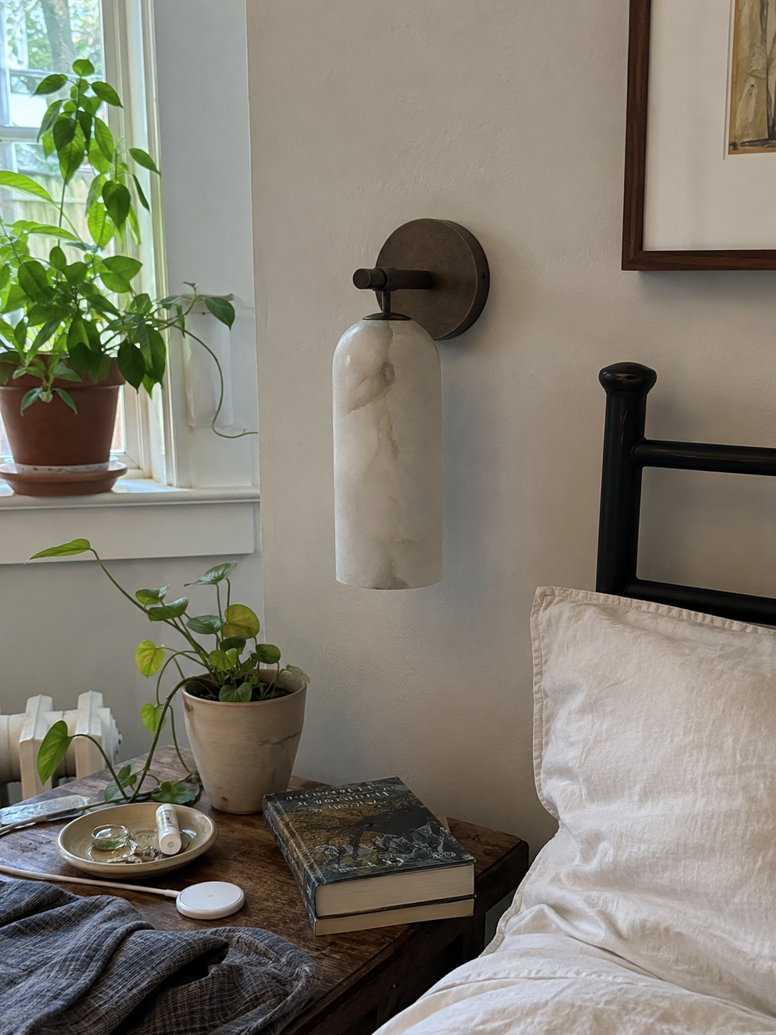 Volta | Alabaster & Brass Wall Sconce