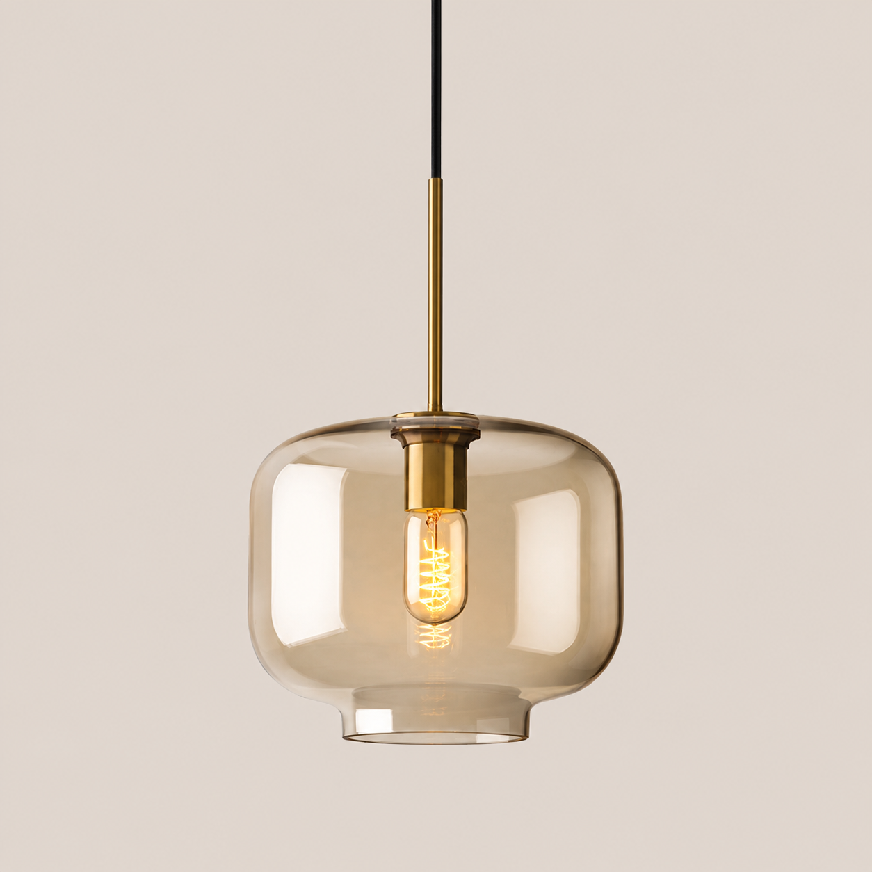 Bruma | Cognac Ribbed Glass Pendant Light