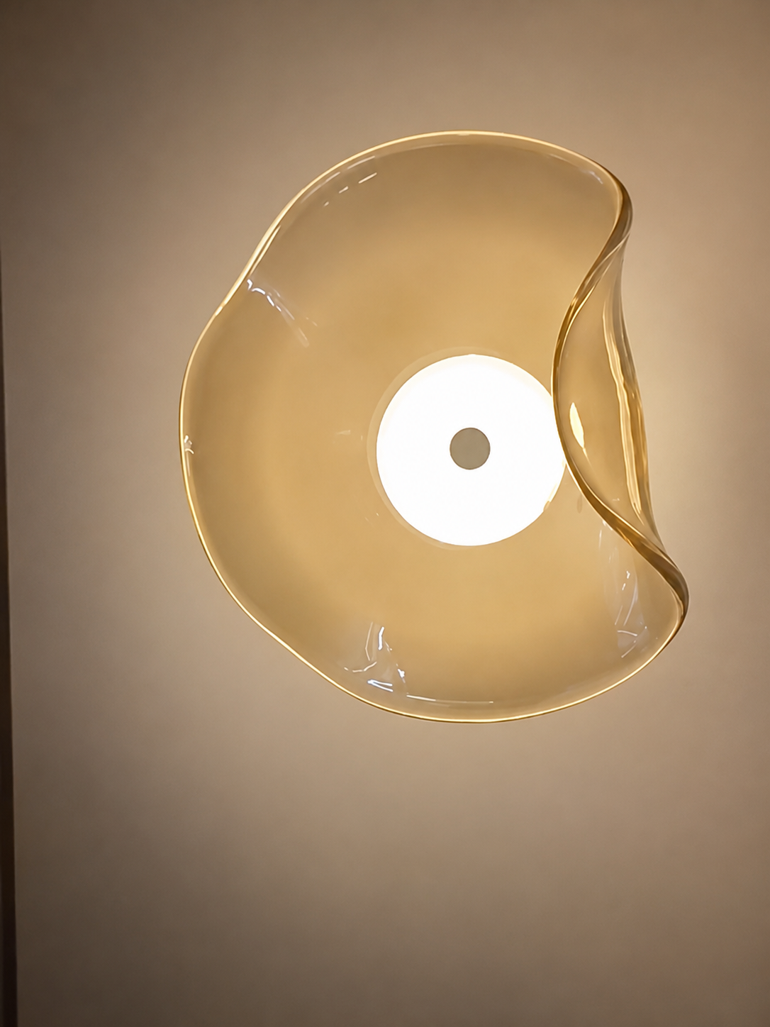 Amara | Organic Glass Wall Sconce