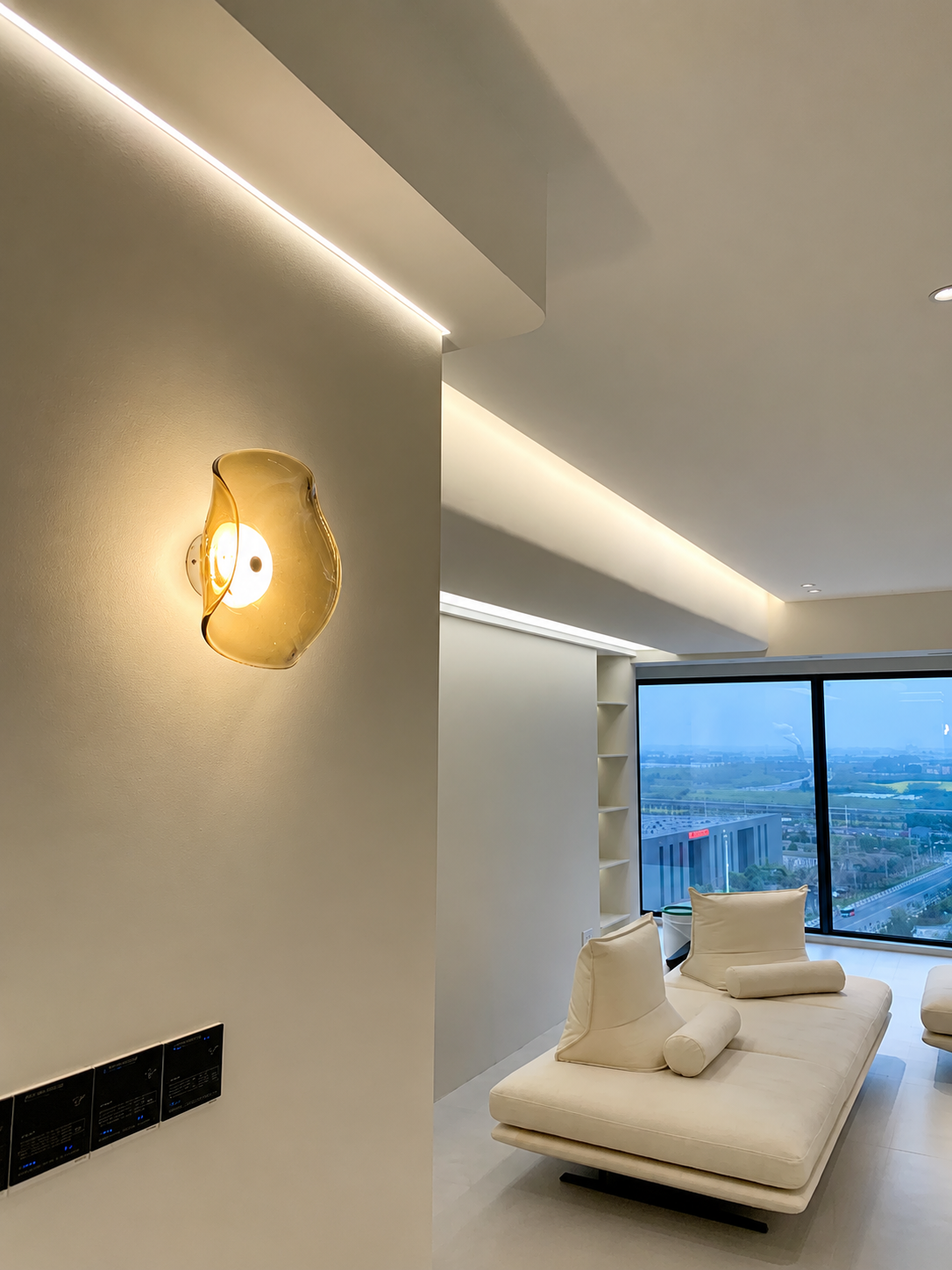 Amara | Organic Glass Wall Sconce