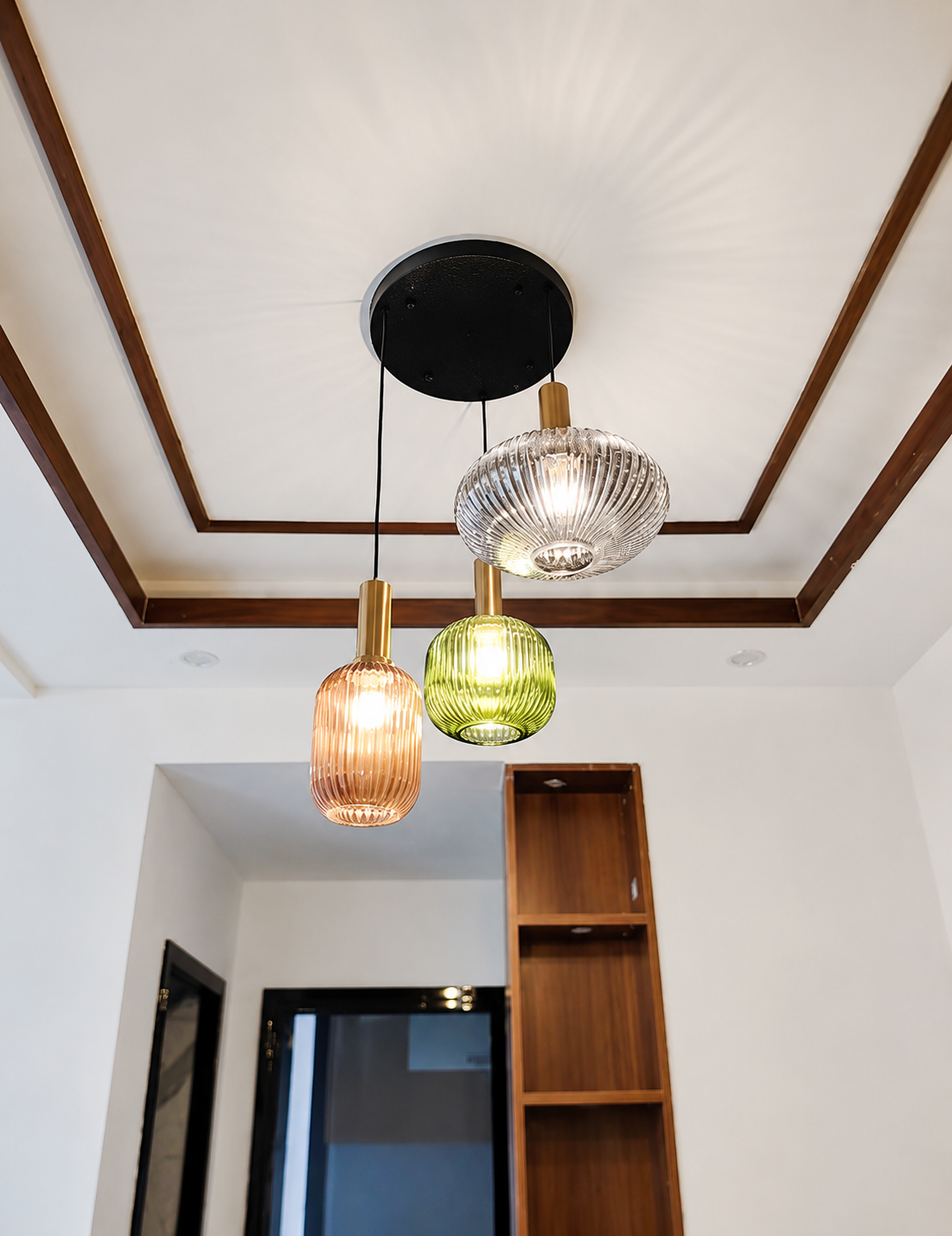 Nomi | Nordic Bar Pendant Chandelier