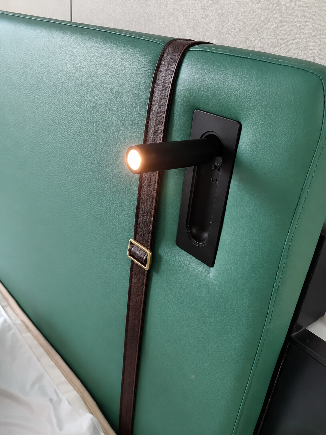 Cache | Recessed Reading Wall Light