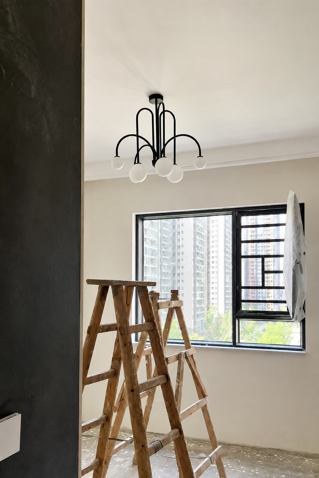 Comet | Glass Globe Cluster Chandelier
