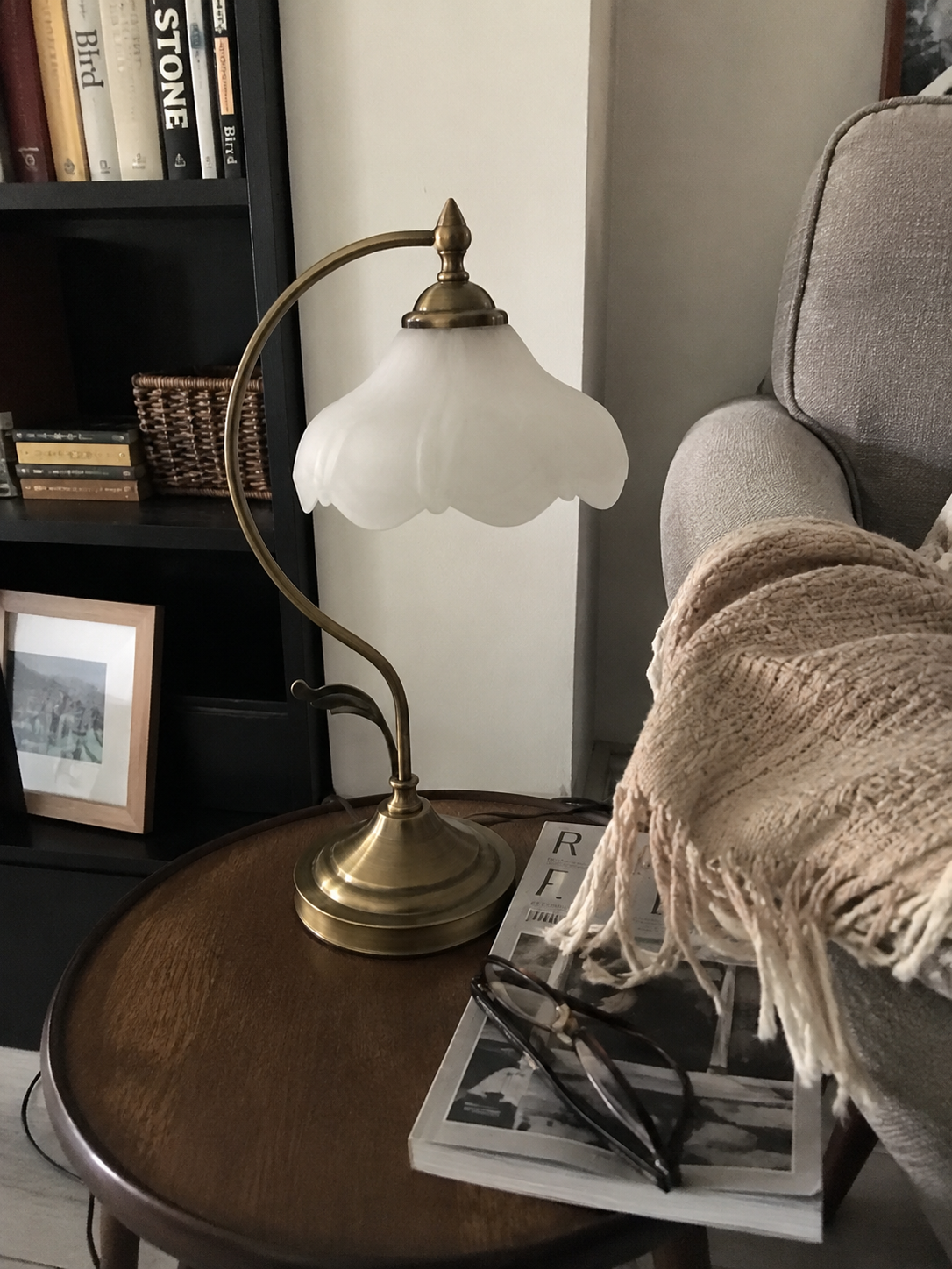 Lotura | Lotus Glass Bedside Lamp
