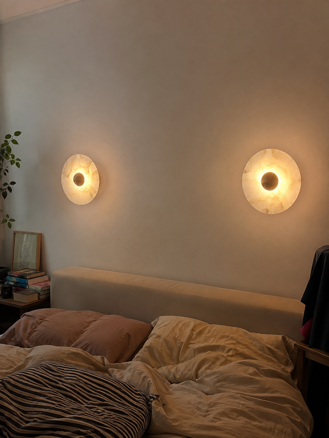 Selene | Round Marble Wall Sconce