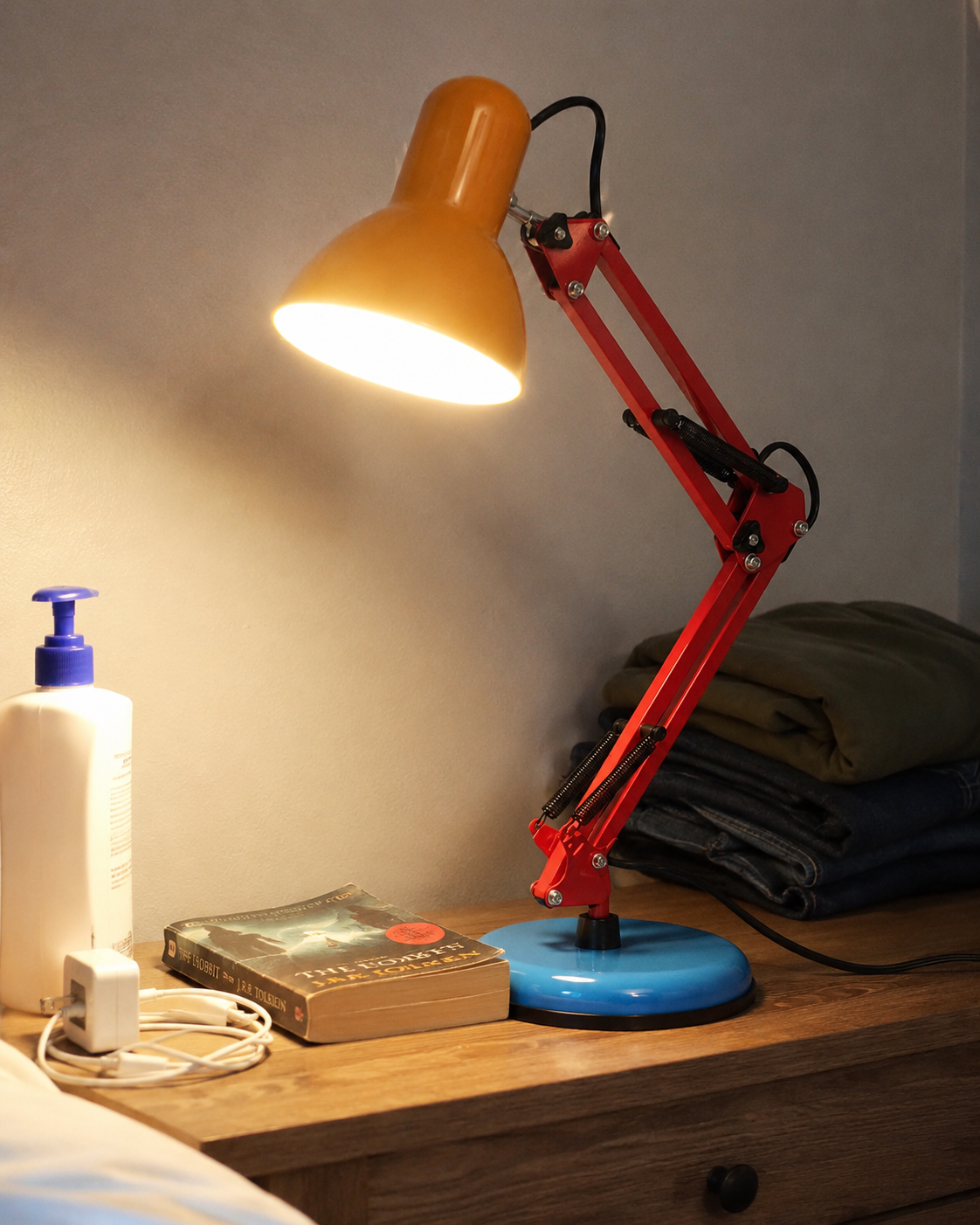 Scout | Adjustable Arm Study Lamp