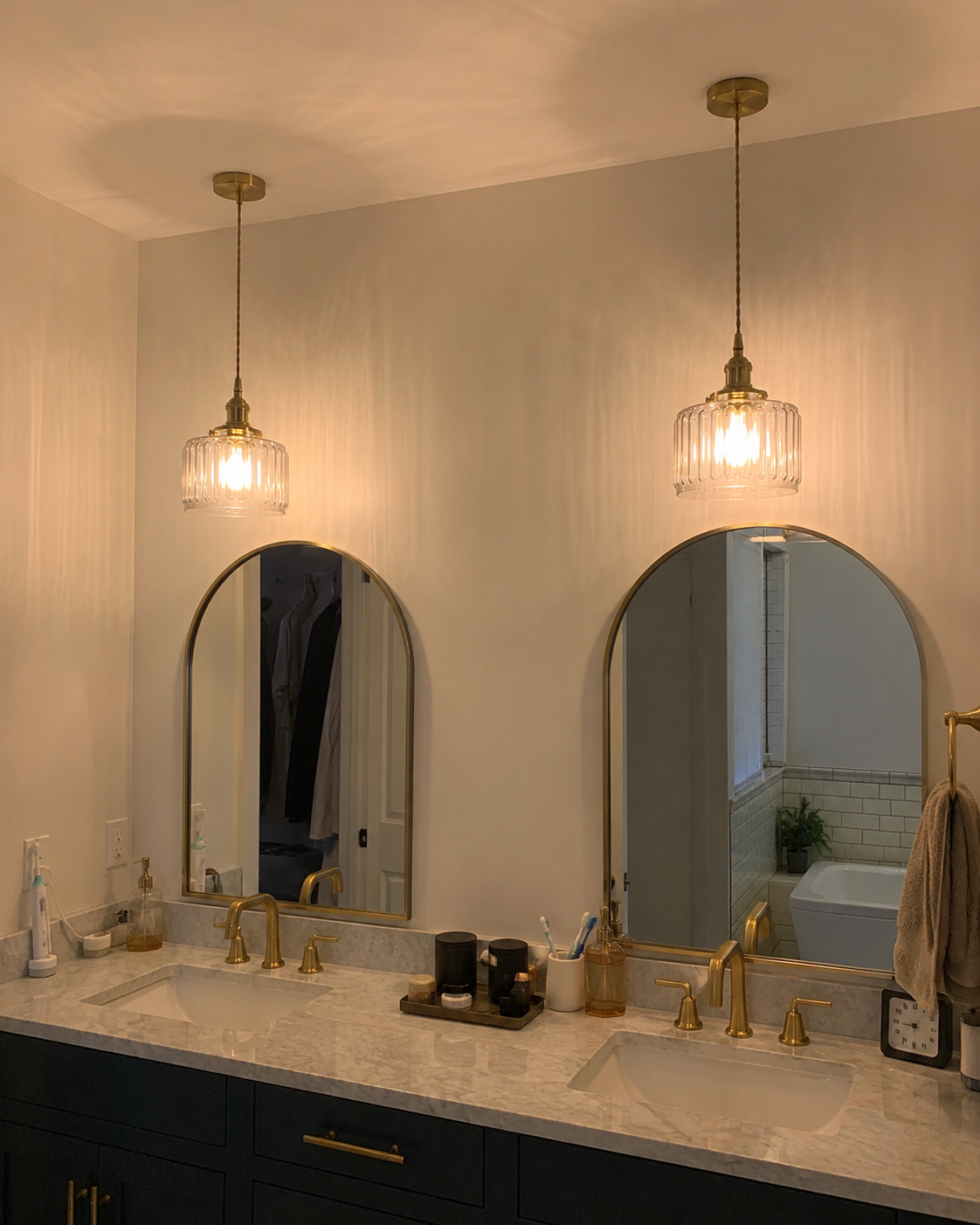 Emi | Fluted Glass Pendant Light