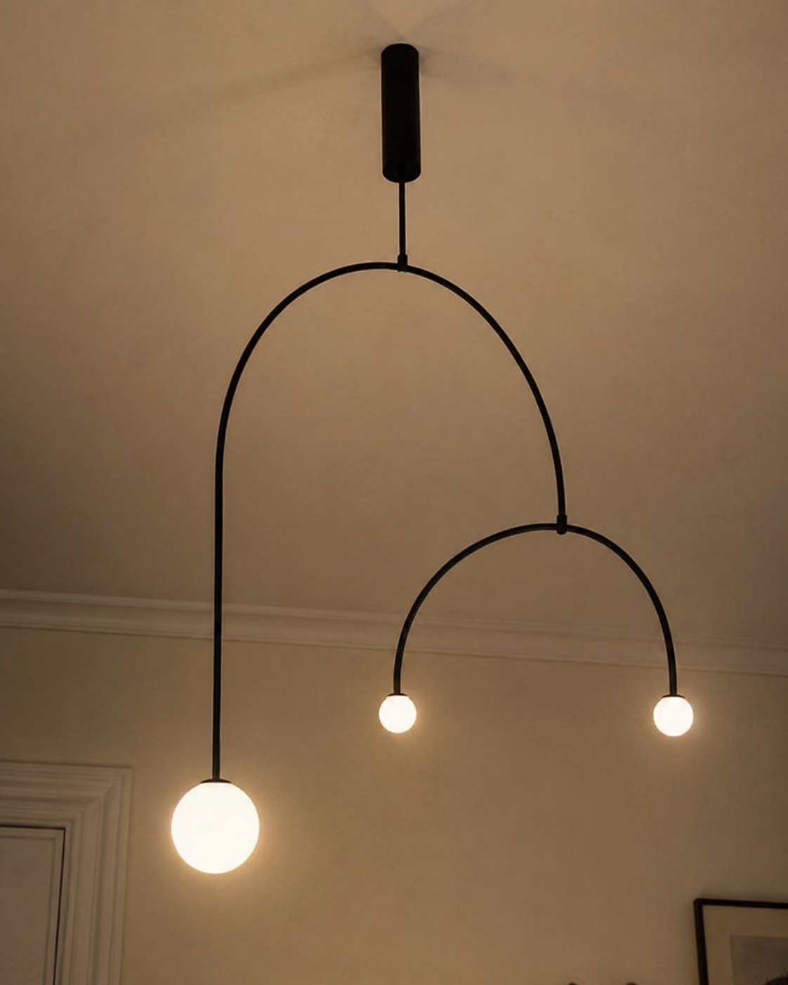 Vera | Sculptural Orbit Chandelier
