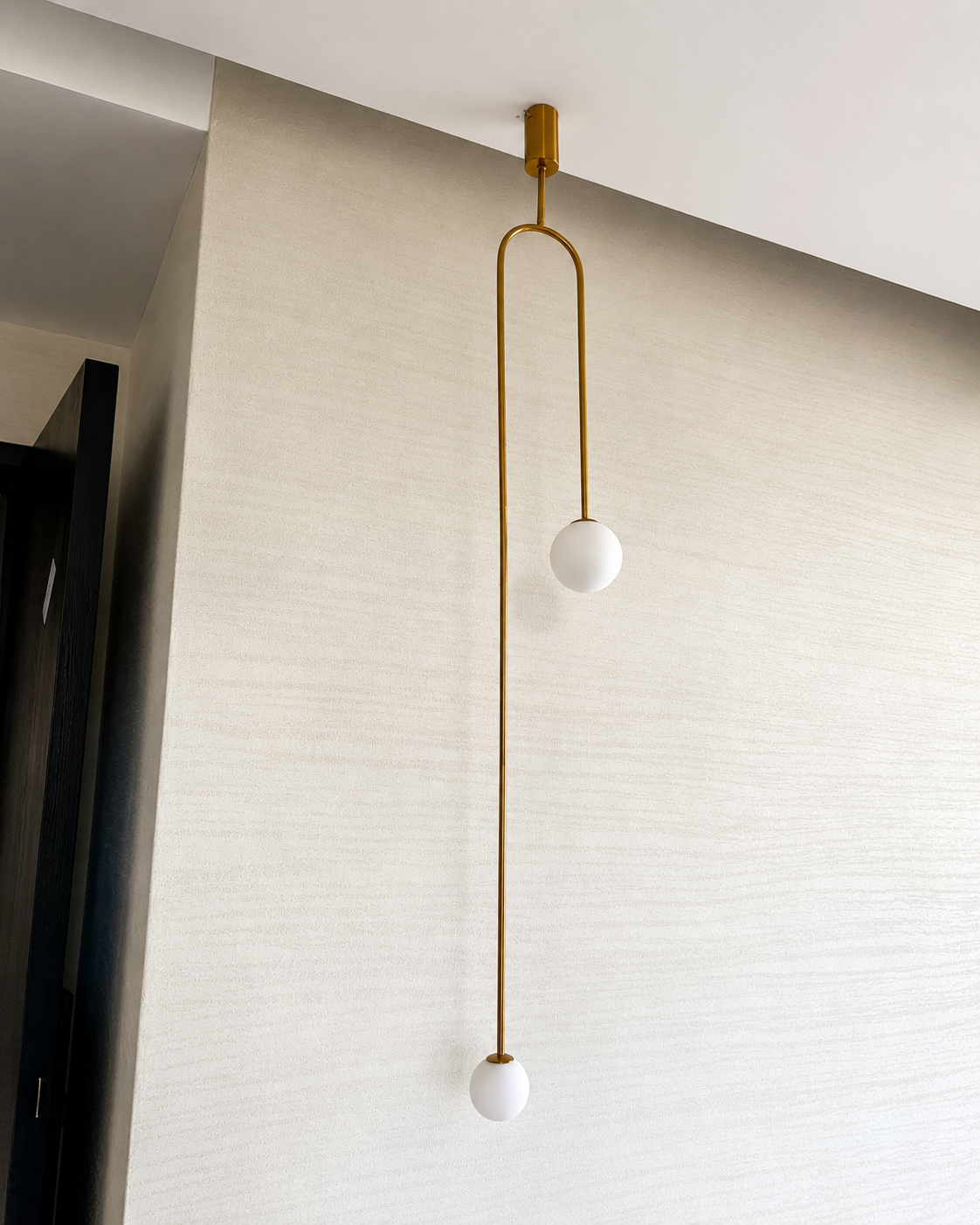 Vera | Sculptural Orbit Chandelier