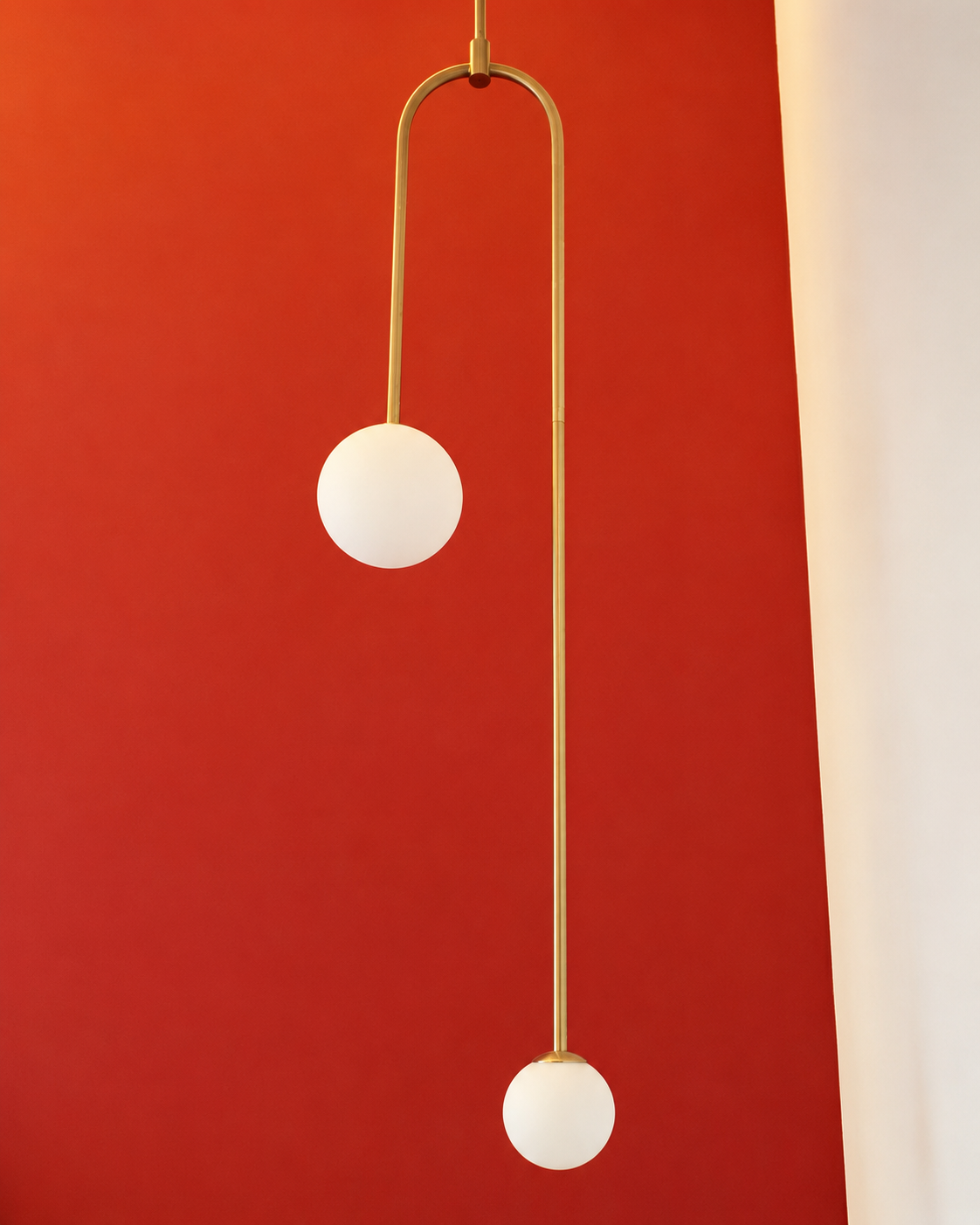 Vera | Sculptural Orbit Chandelier