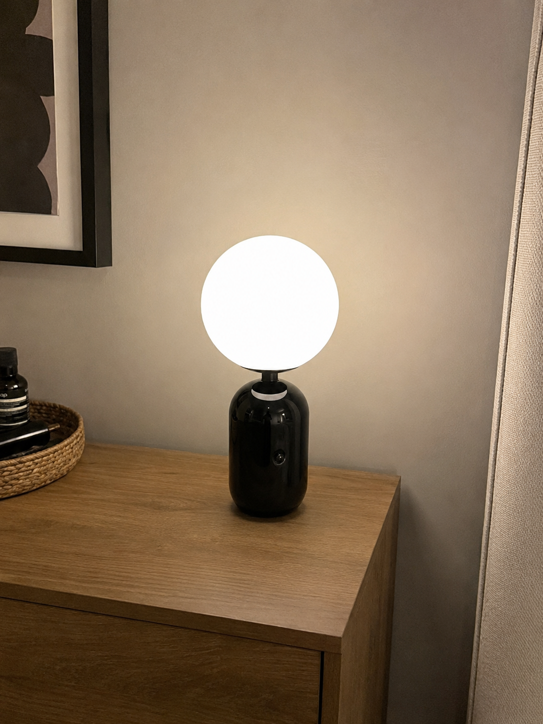 Nico | Orb Globe Table Lamp