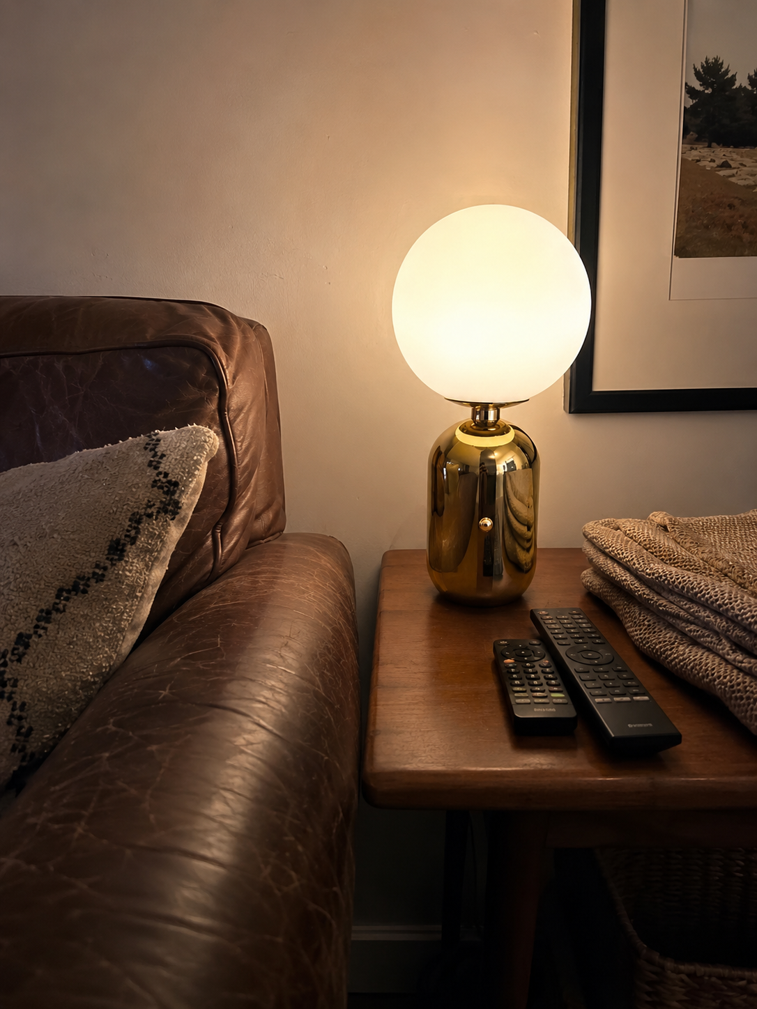 Nico | Orb Globe Table Lamp