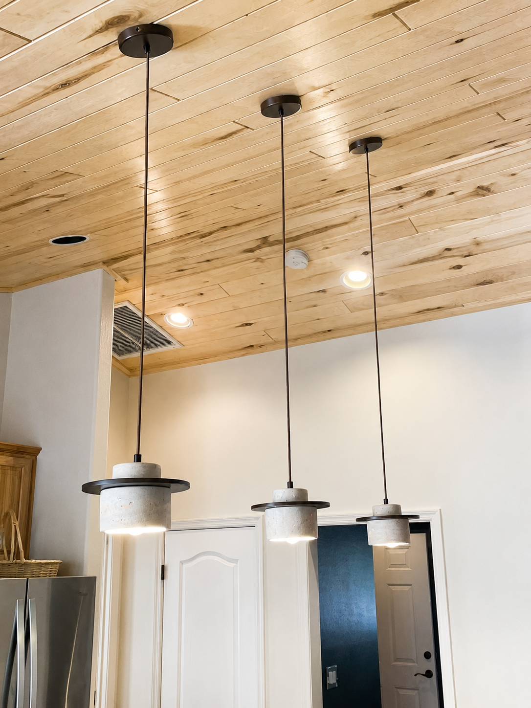 Ishi | Japandi Travertine Pendant Light