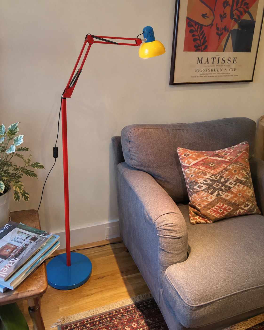 Remy | Articulating Task Floor Lamp