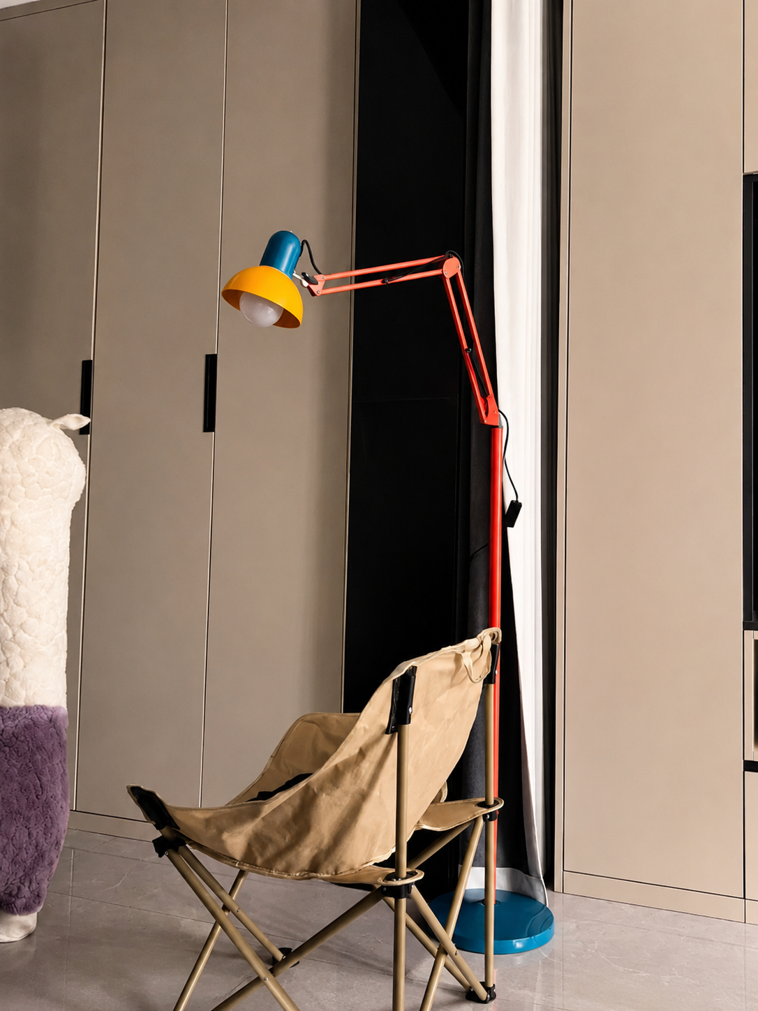 Remy | Articulating Task Floor Lamp