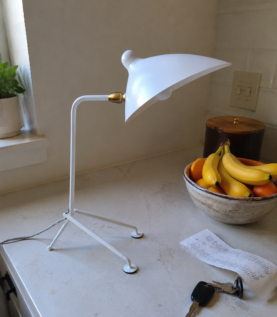 Silas | Tripod Table Lamp