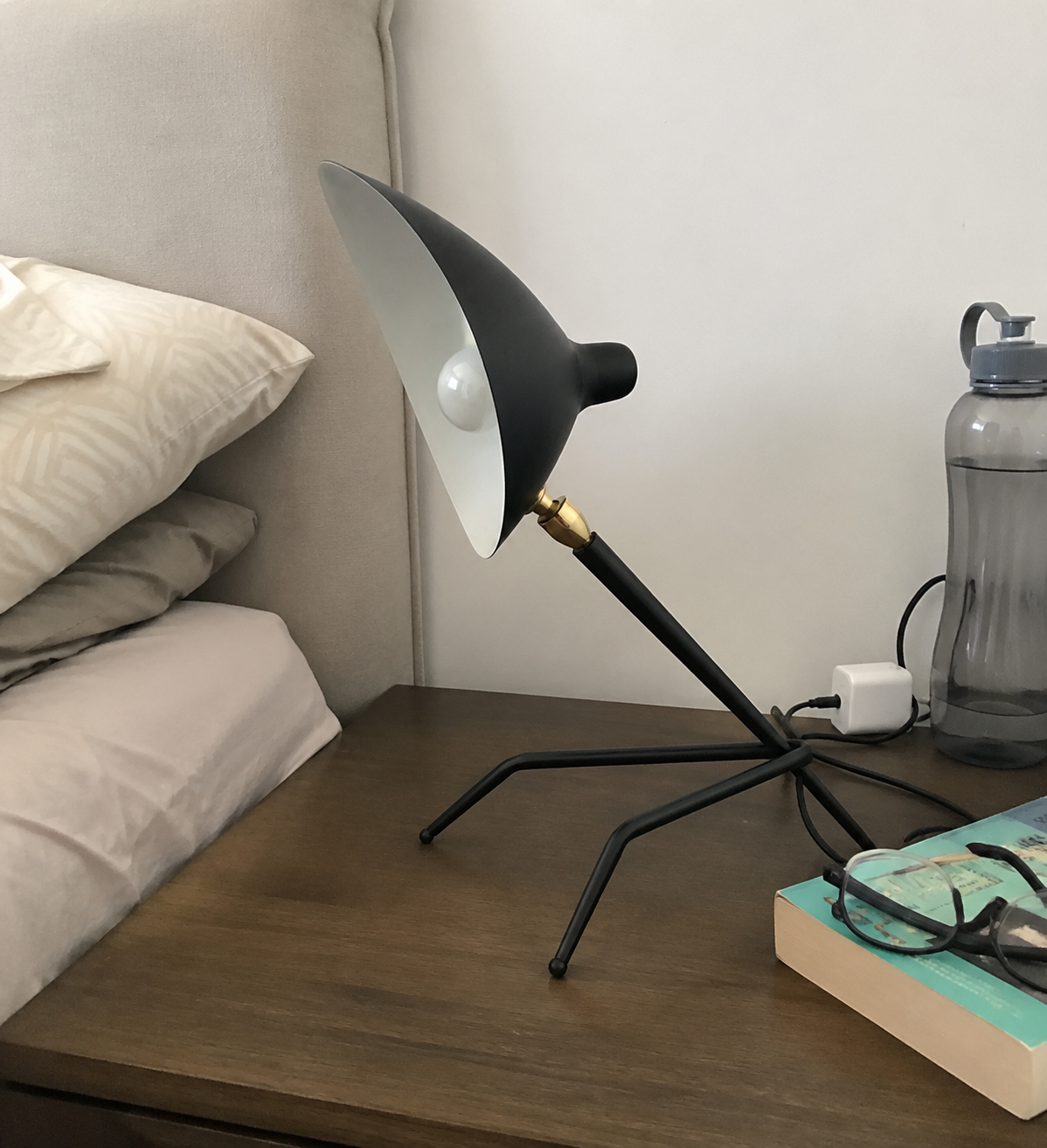 Silas | Tripod Table Lamp