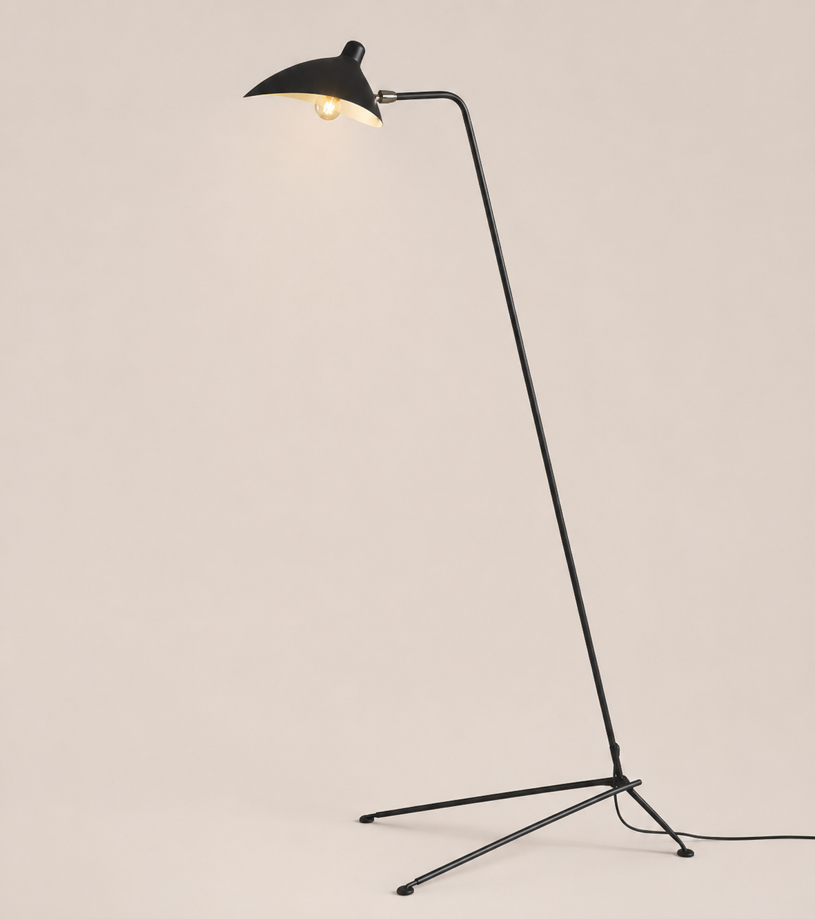 Silas | Tripod Floor Lamp