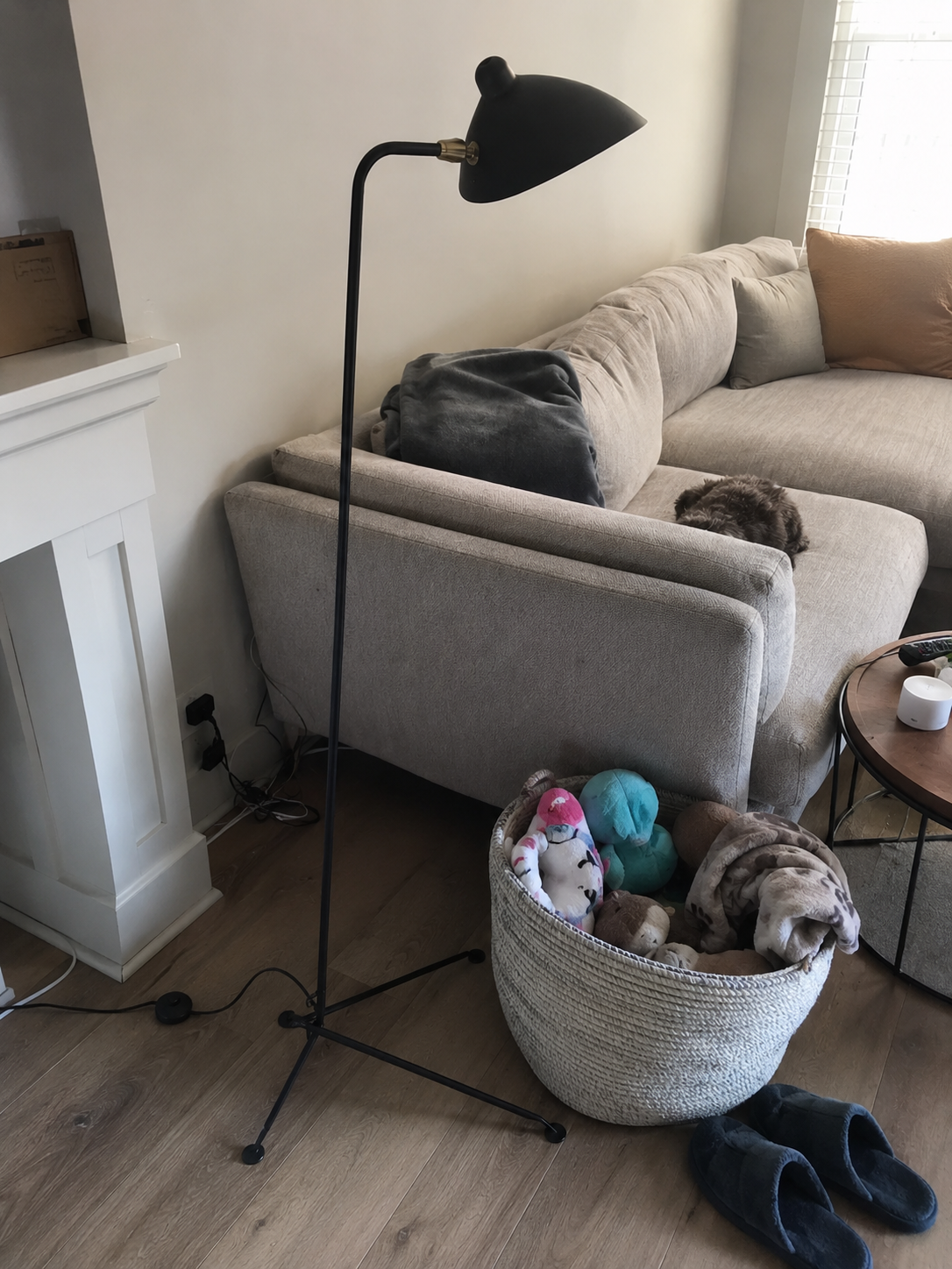 Silas | Tripod Floor Lamp