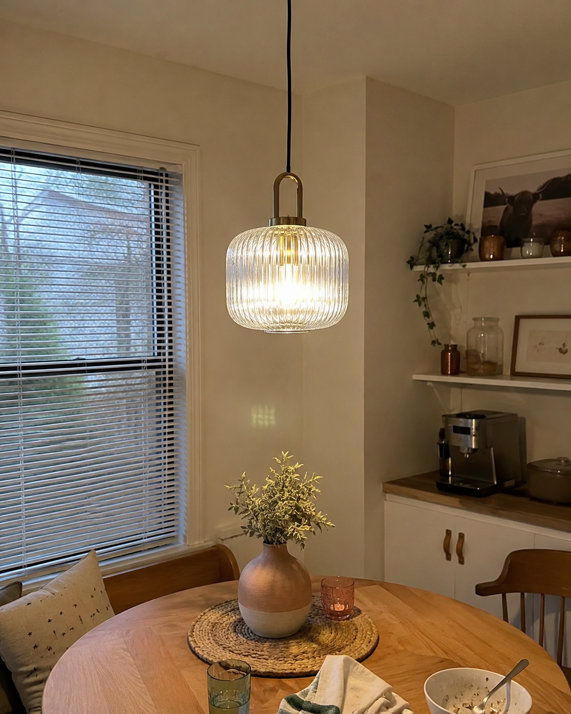 Theo | Ribbed Glass Loop Pendant