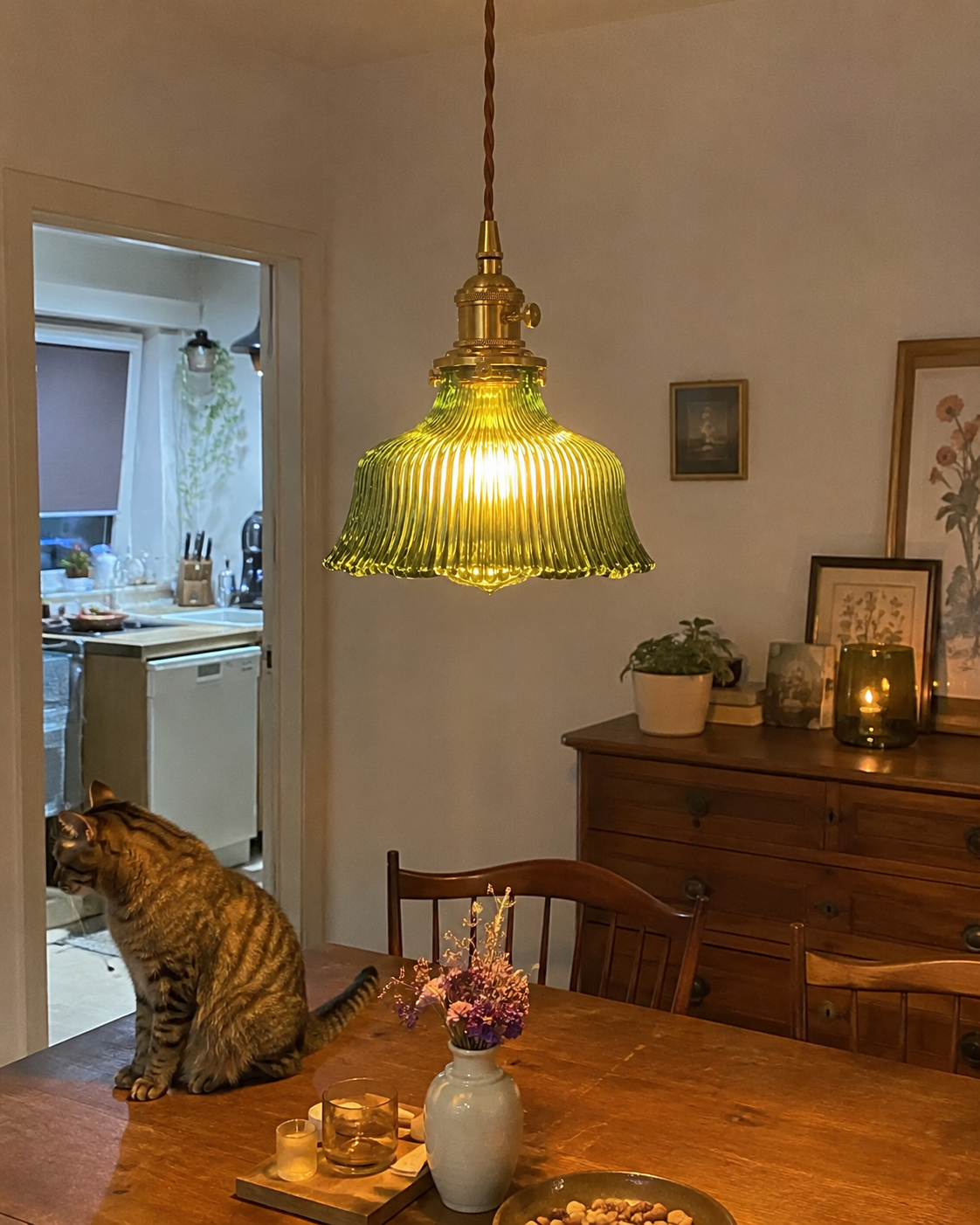 Elin | Ribbed Petal Glass Pendant