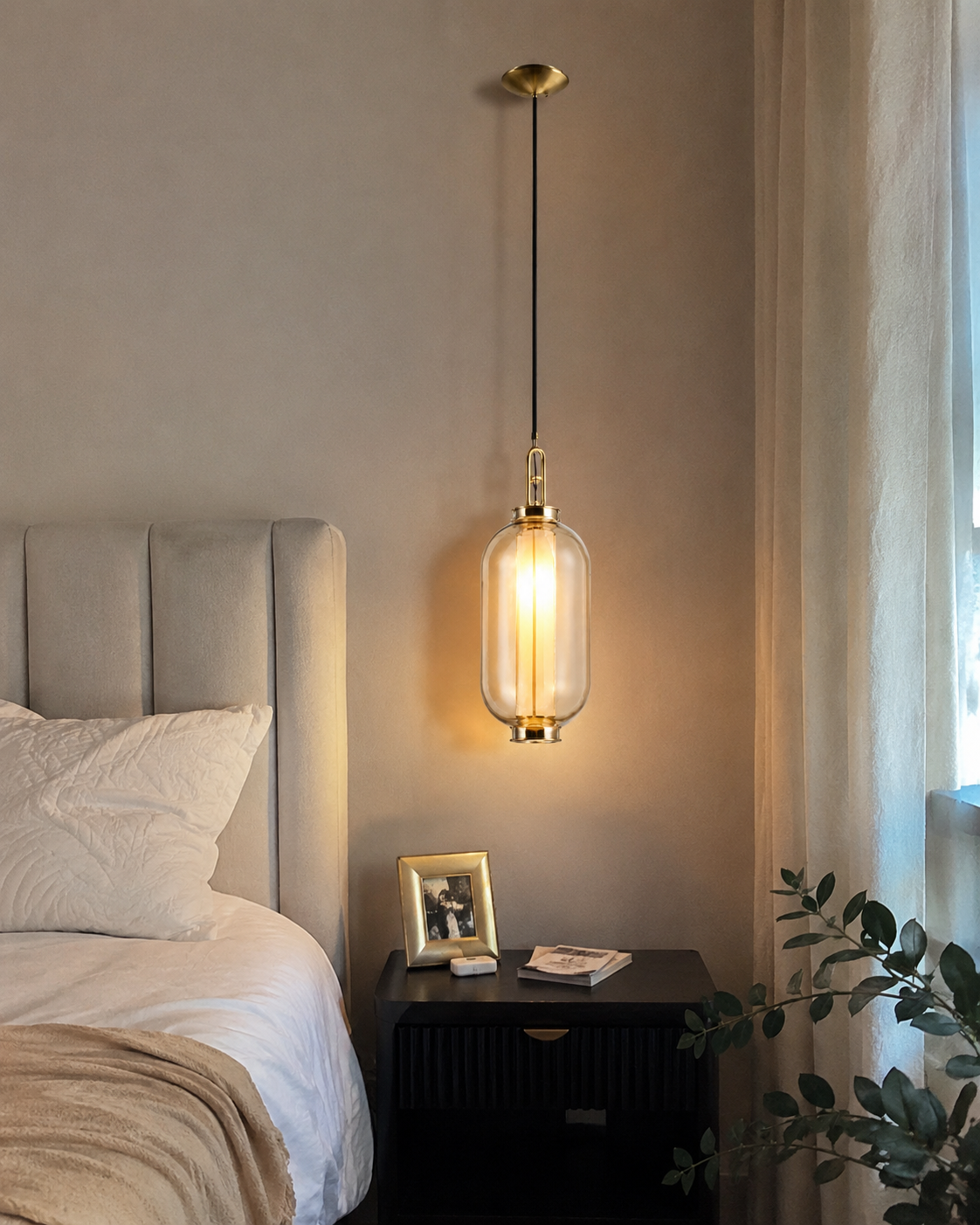 Isabelle | Amber Glass Lantern Pendant