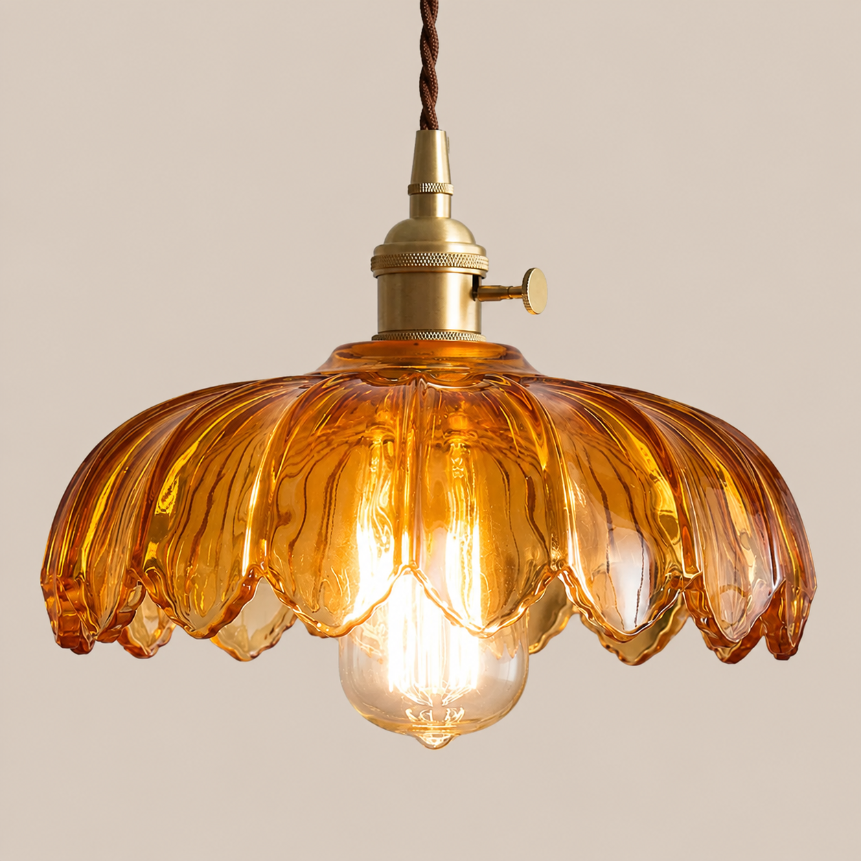 Marguerite | Cafe Glass Pendant