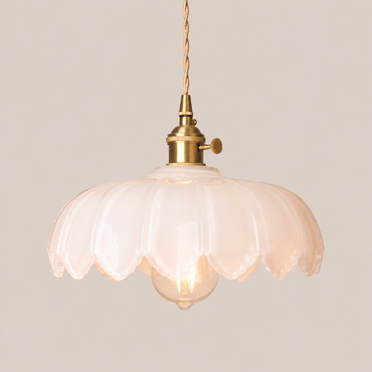 Marguerite | Cafe Glass Pendant