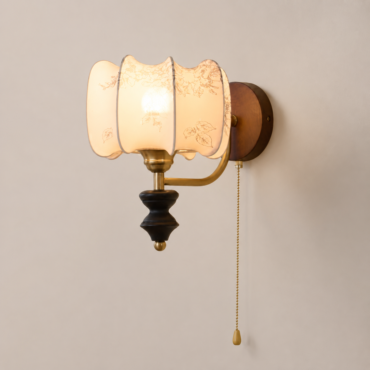 Marceline | Pleated Glass Wall Sconce