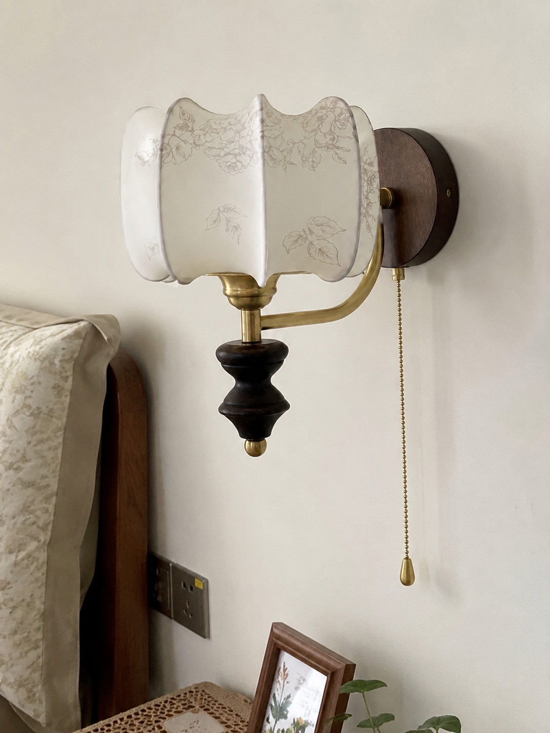 Marceline | Pleated Glass Wall Sconce