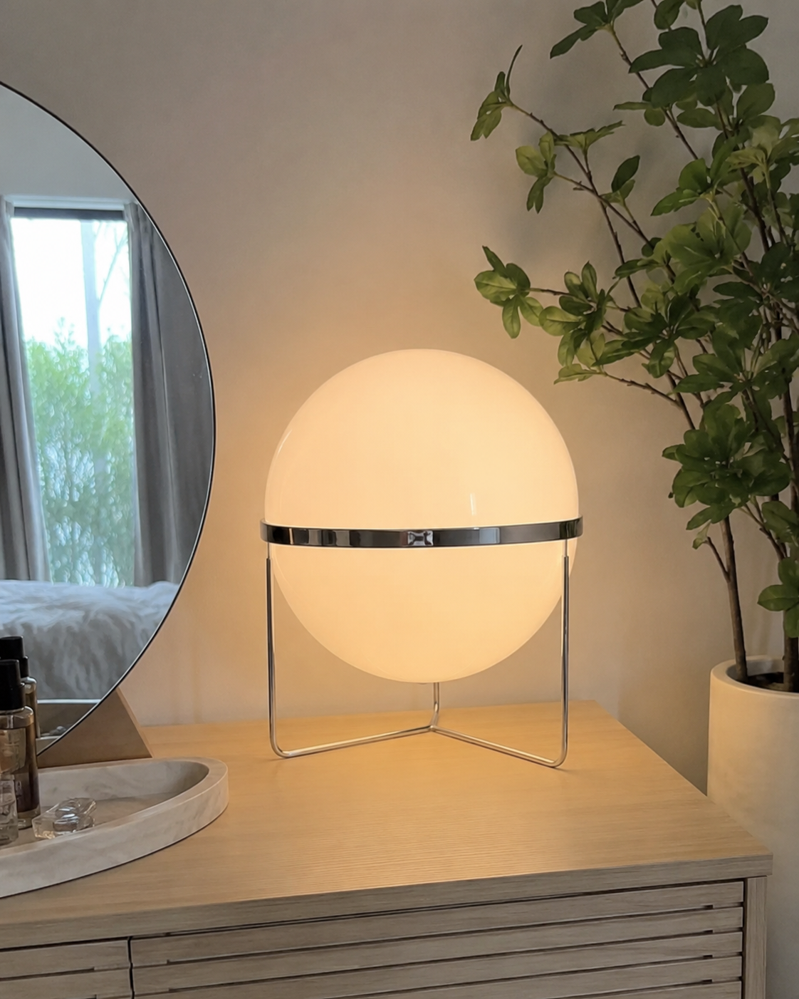 Elias | Bauhaus Acrylic Globe Table Lamp