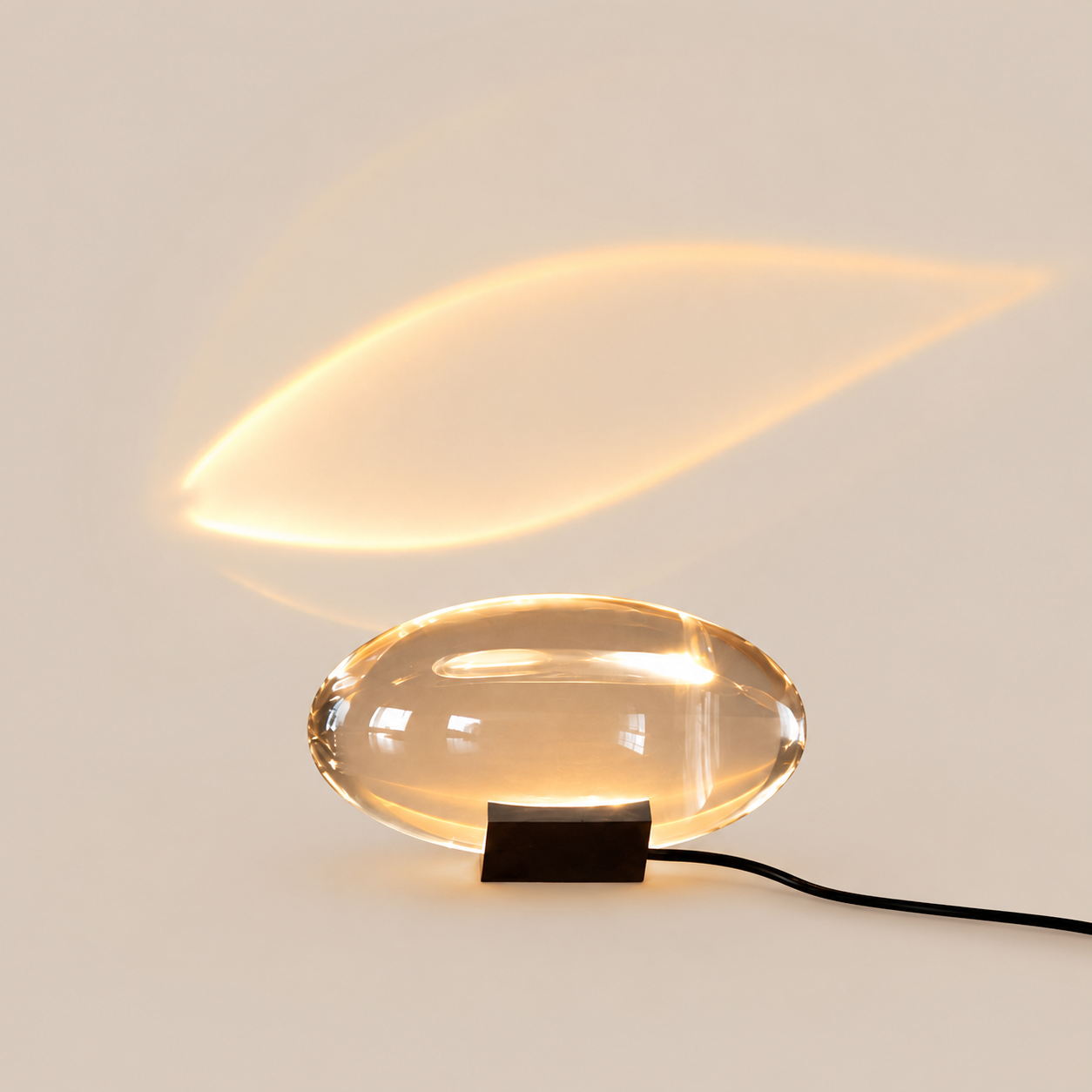 Ines | Crystal Eye Table Lamp