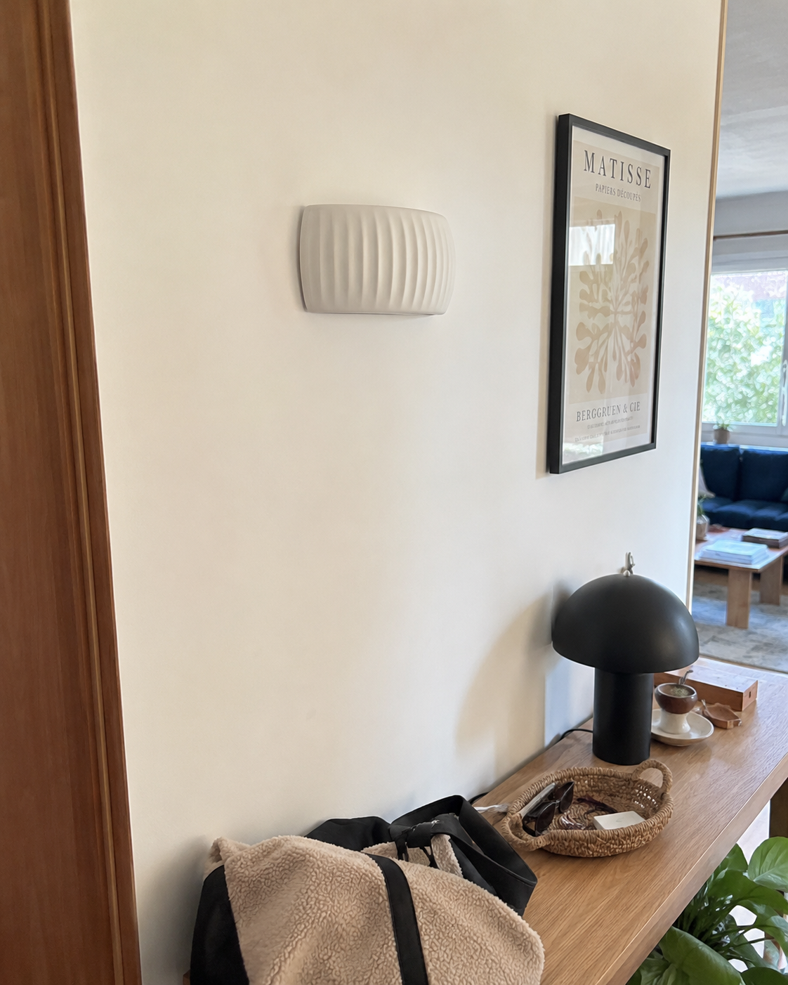 Gio | Modern French Resin Wall Lamp