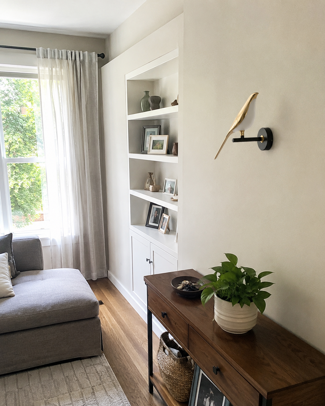 Robin | Modern Bird Wall Sconce