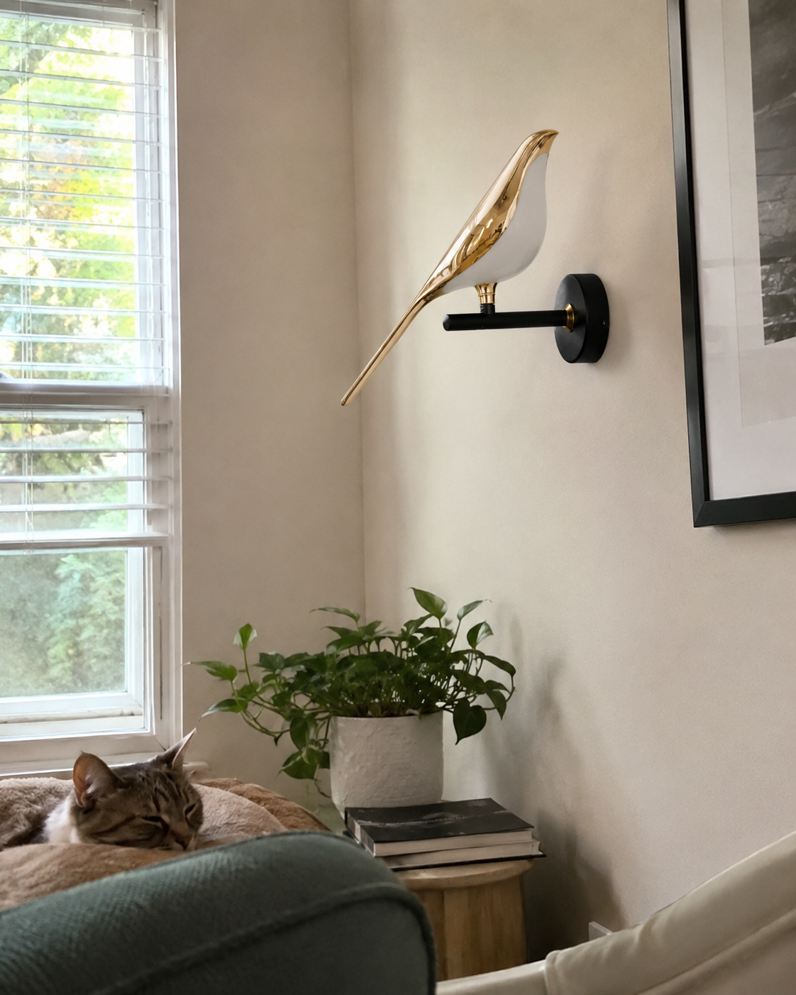 Robin | Modern Bird Wall Sconce