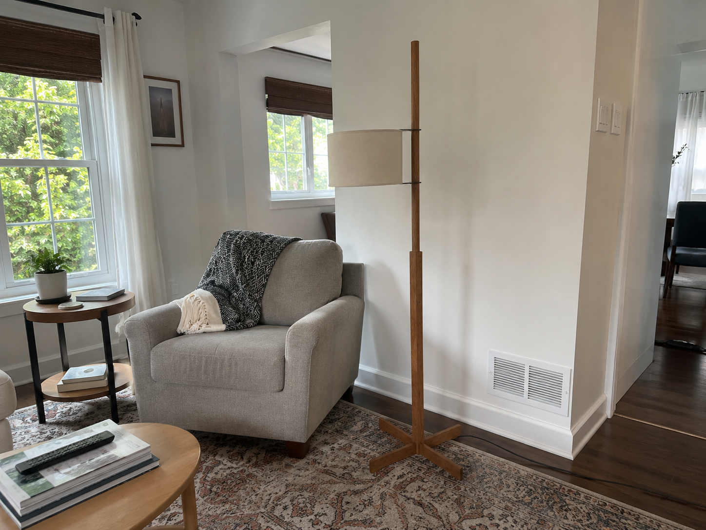 August | Nordic Solid Wood Adjustable Floor Lamp